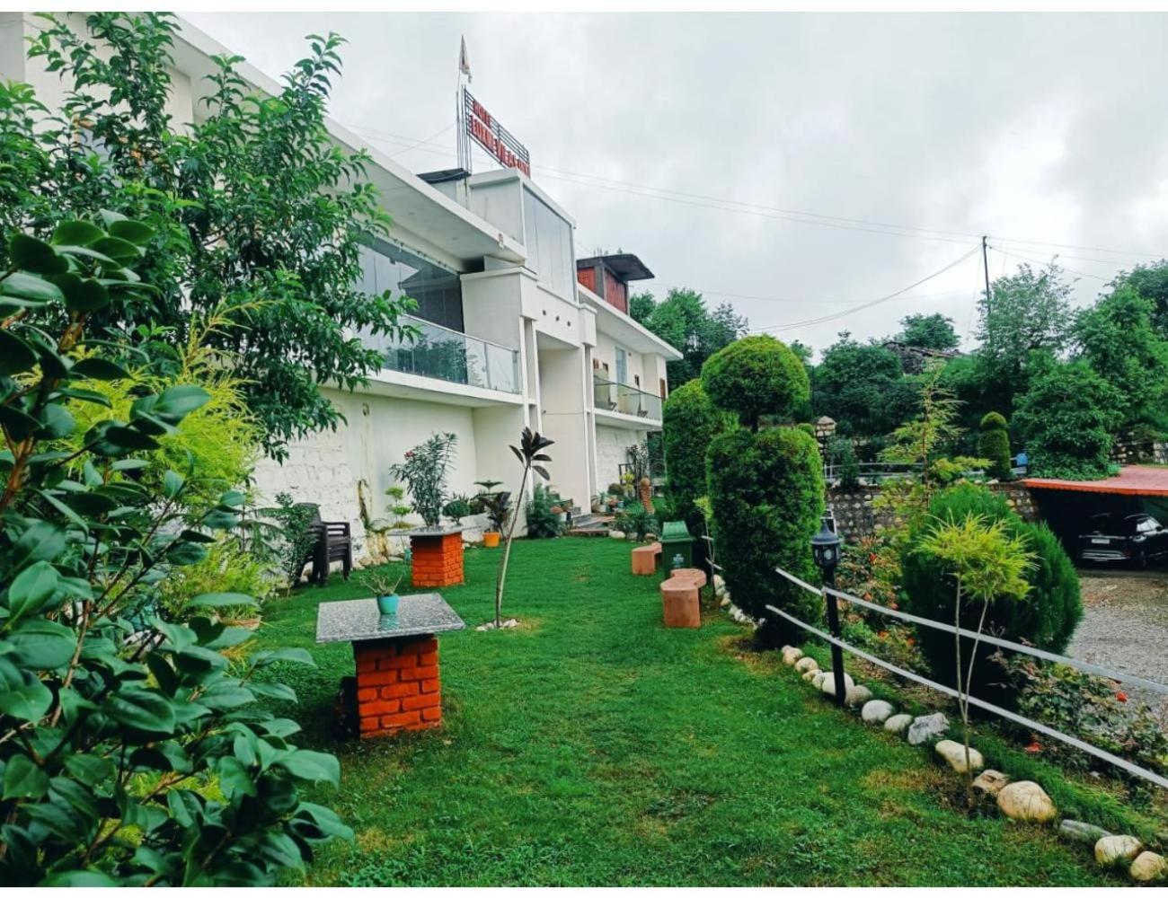 HOTEL LUXMI VILAS INN, Mussoorie