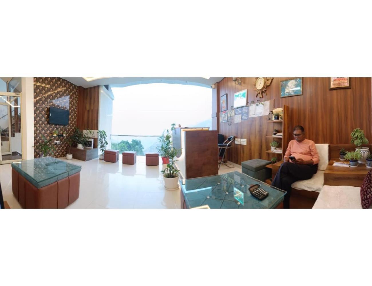 HOTEL LUXMI VILAS INN, Mussoorie