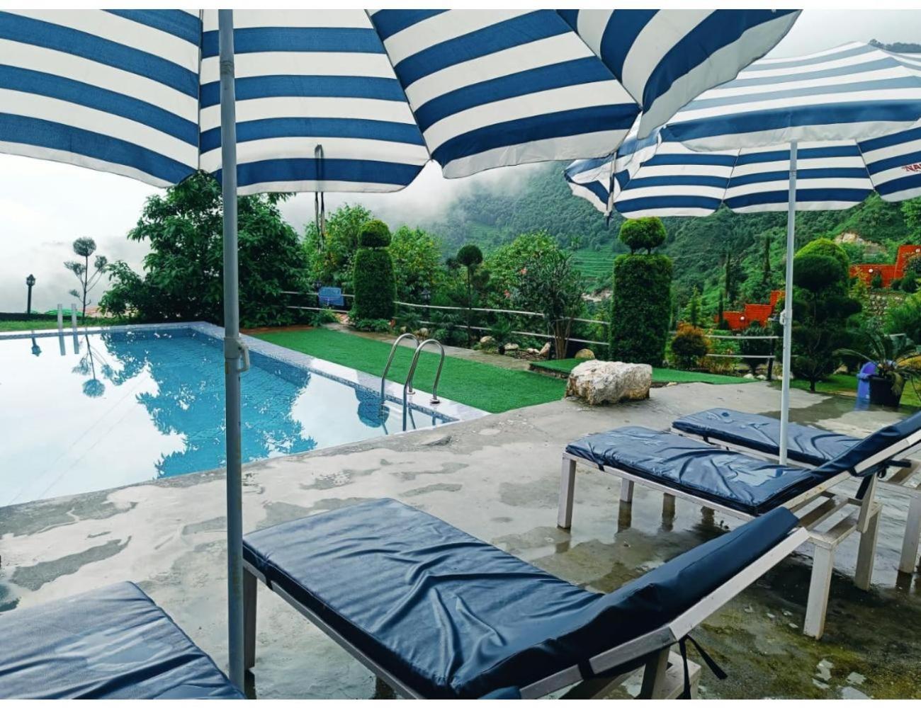 HOTEL LUXMI VILAS INN, Mussoorie