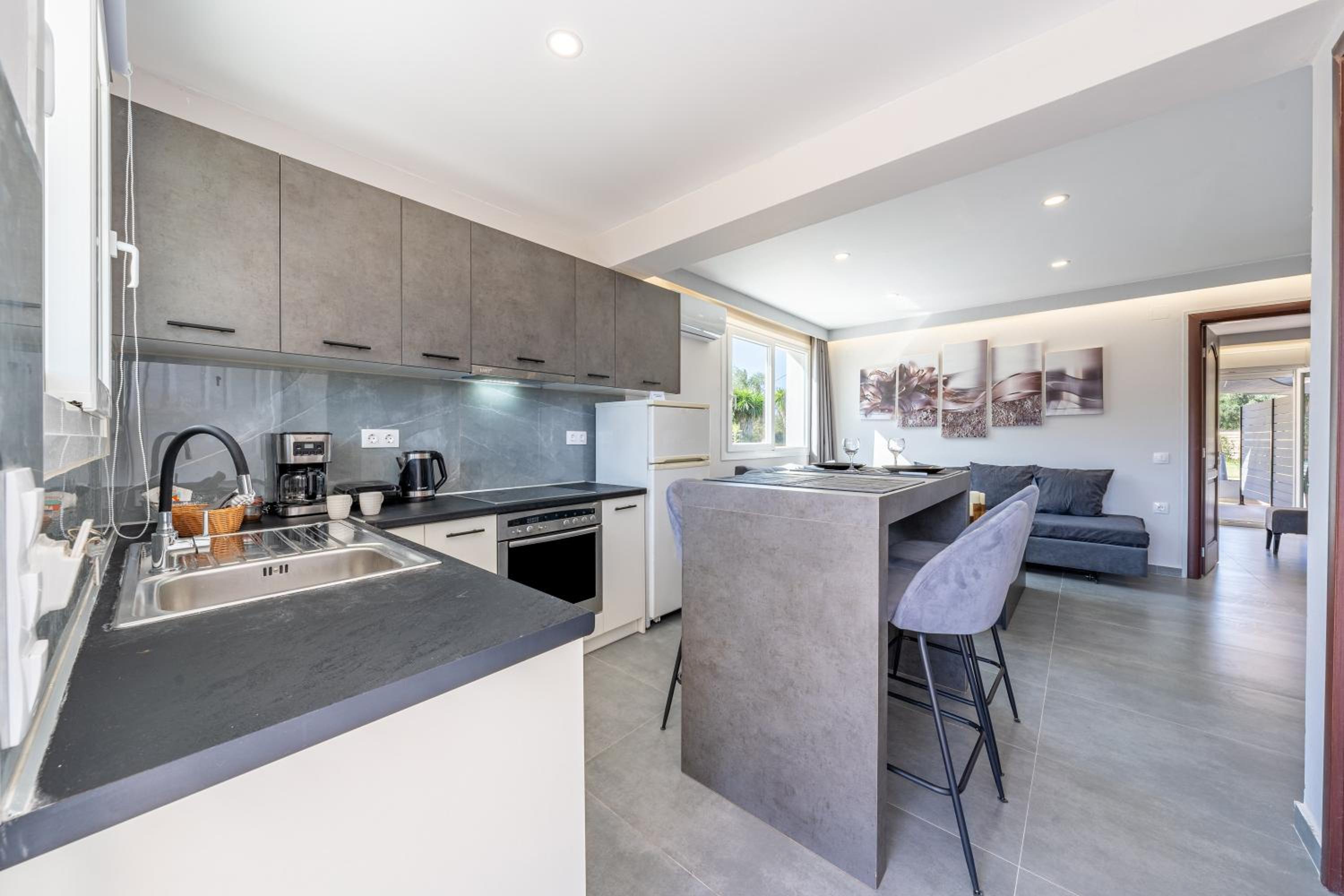 Starry Sky Luxury Apartment 1 view 5