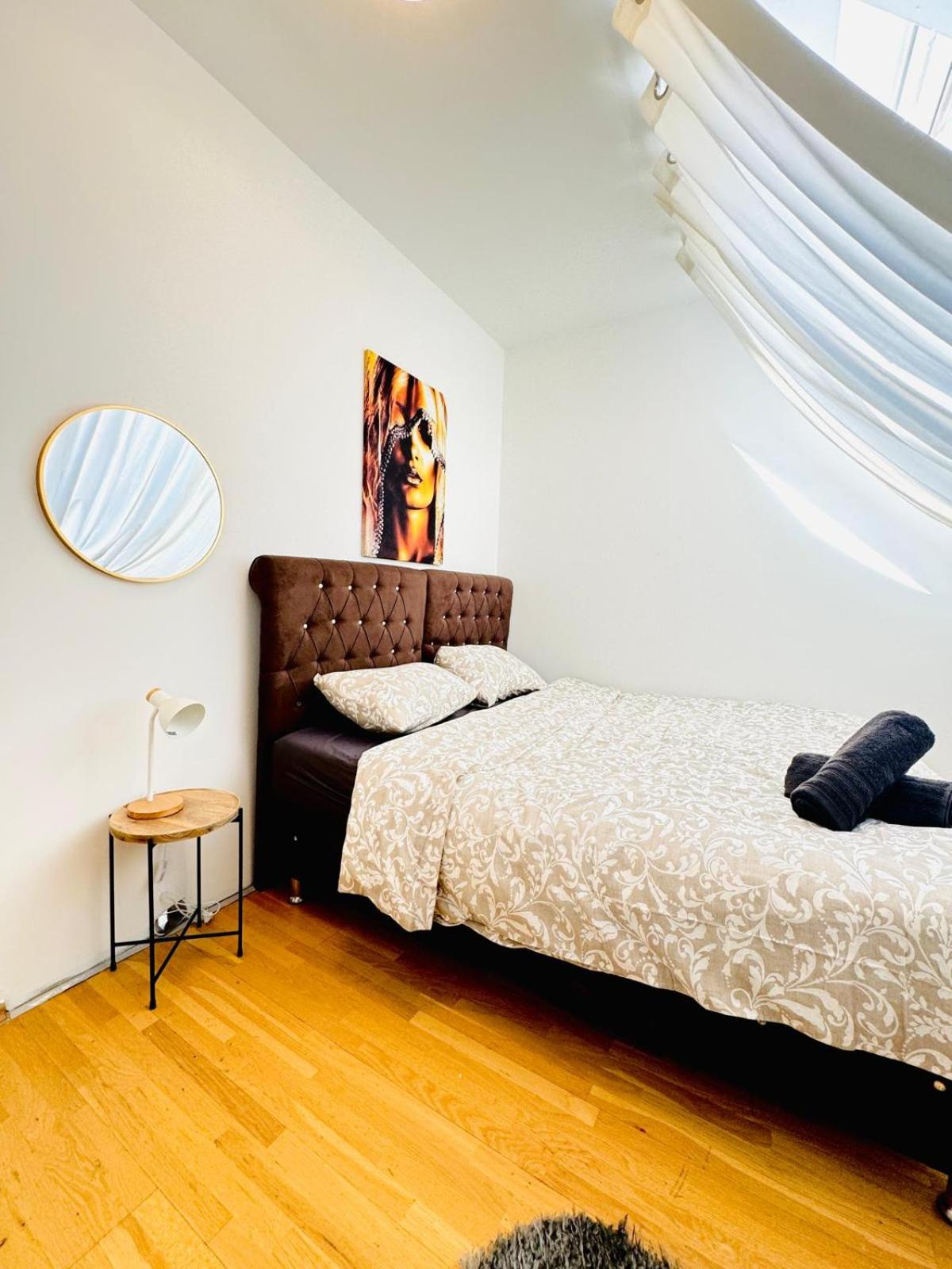 Comfy 4BR Apt- Nearby Schönbrunn