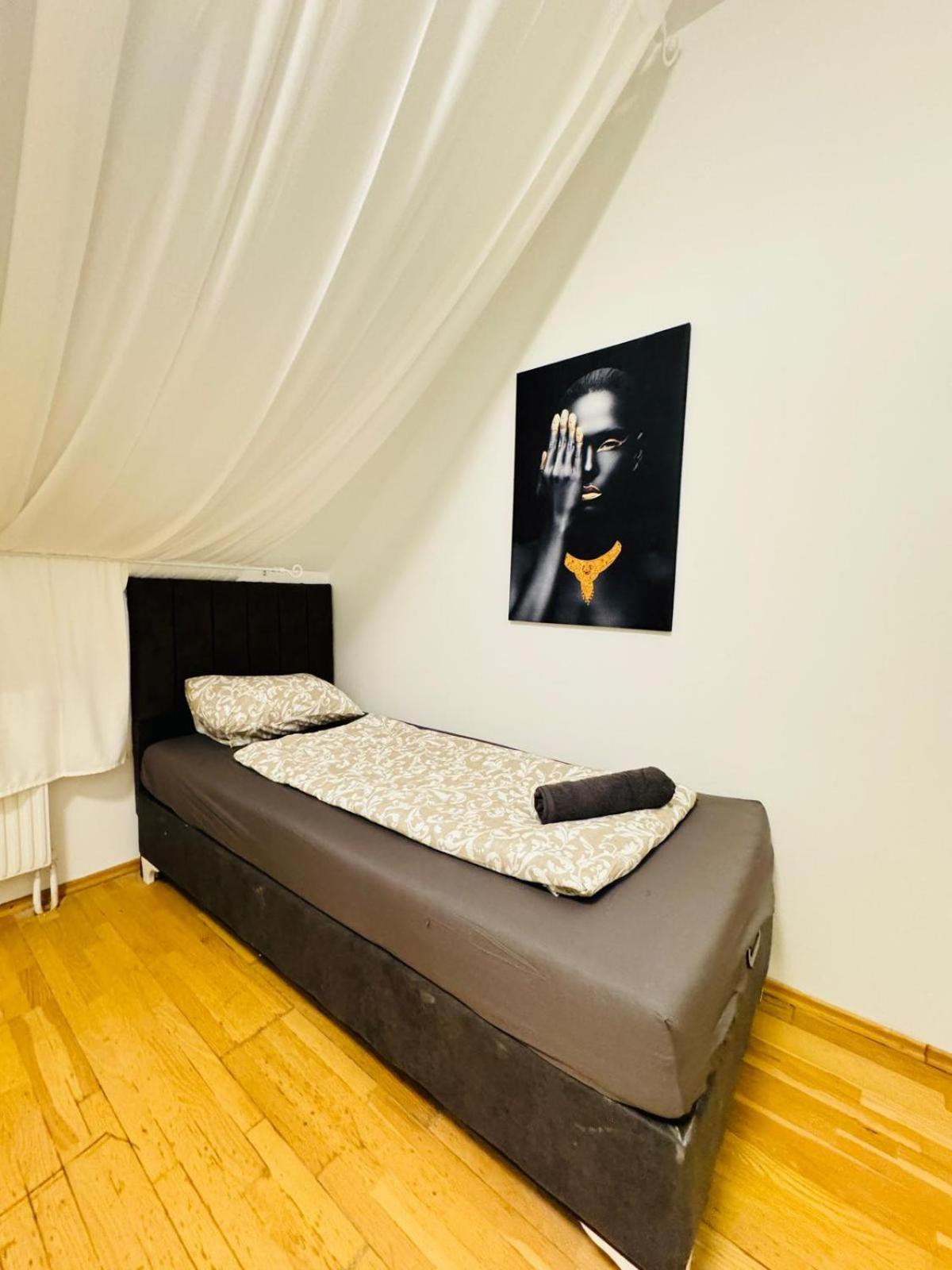 Comfy 4BR Apt- Nearby Schönbrunn