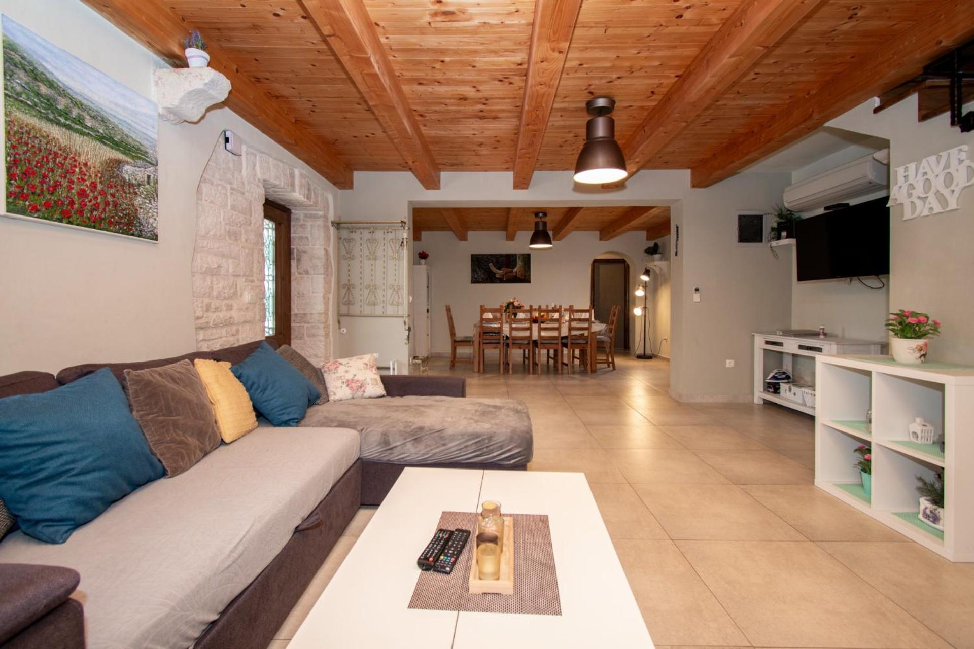 Villa Ive in Orbanići, Istrien by Istrabook
