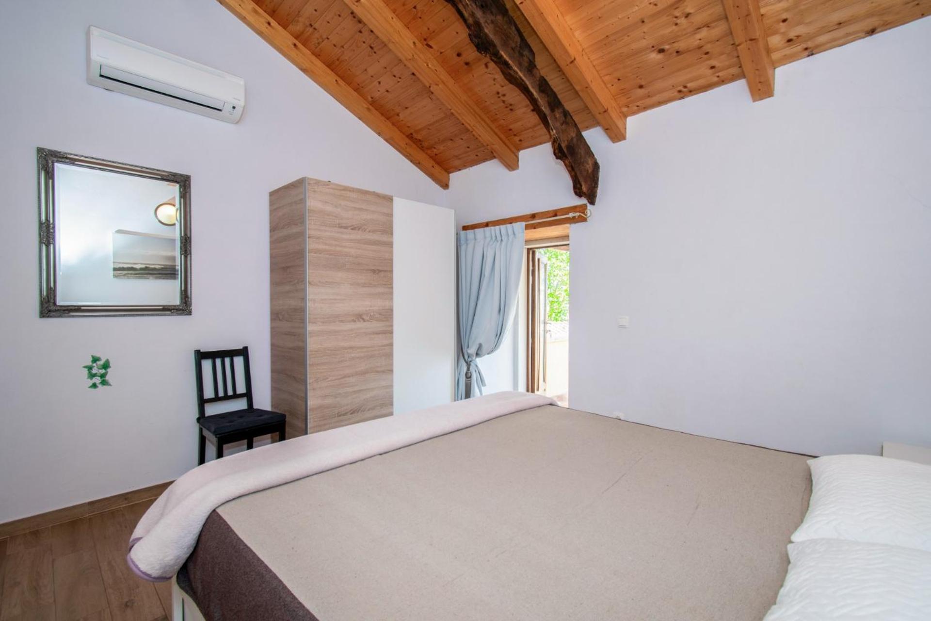 Villa Ive in Orbanići, Istrien by Istrabook