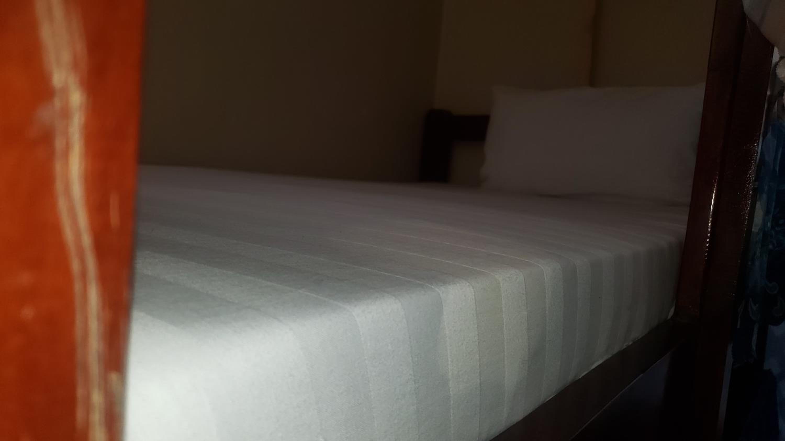 L&j modern backpackers BnB
