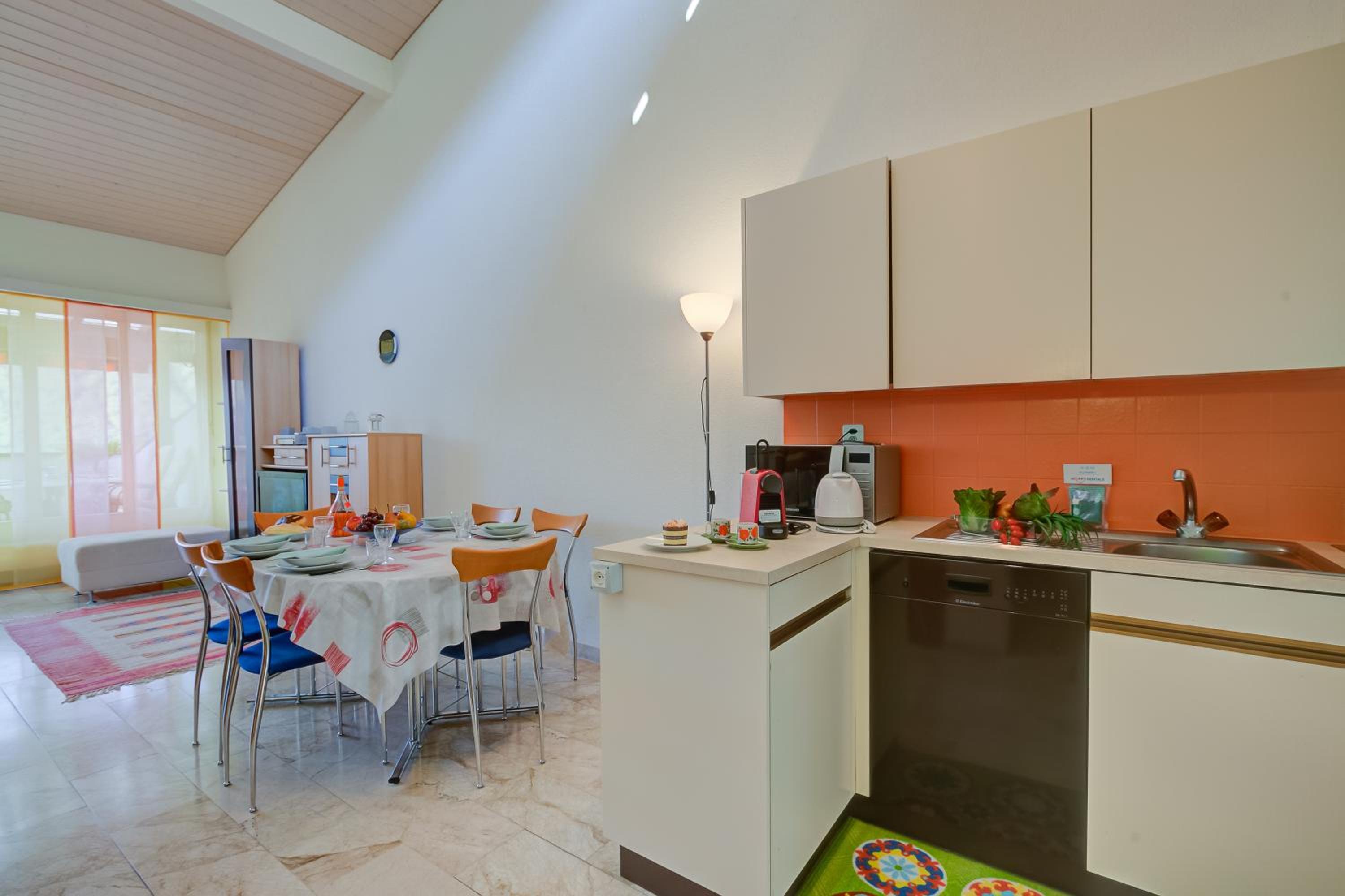 Miralago Lakeview Morcote With Pool - Happy Rentals