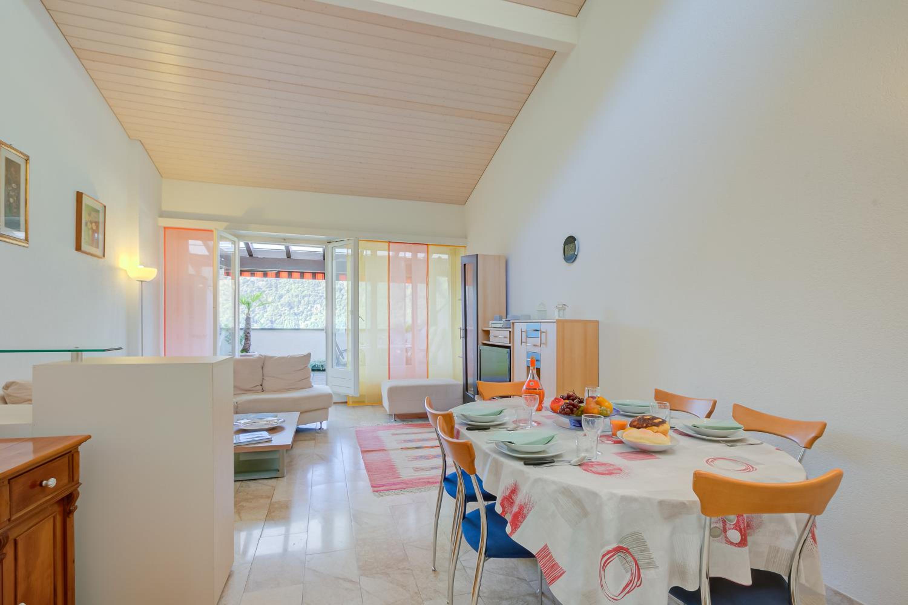 Miralago Lakeview Morcote With Pool - Happy Rentals