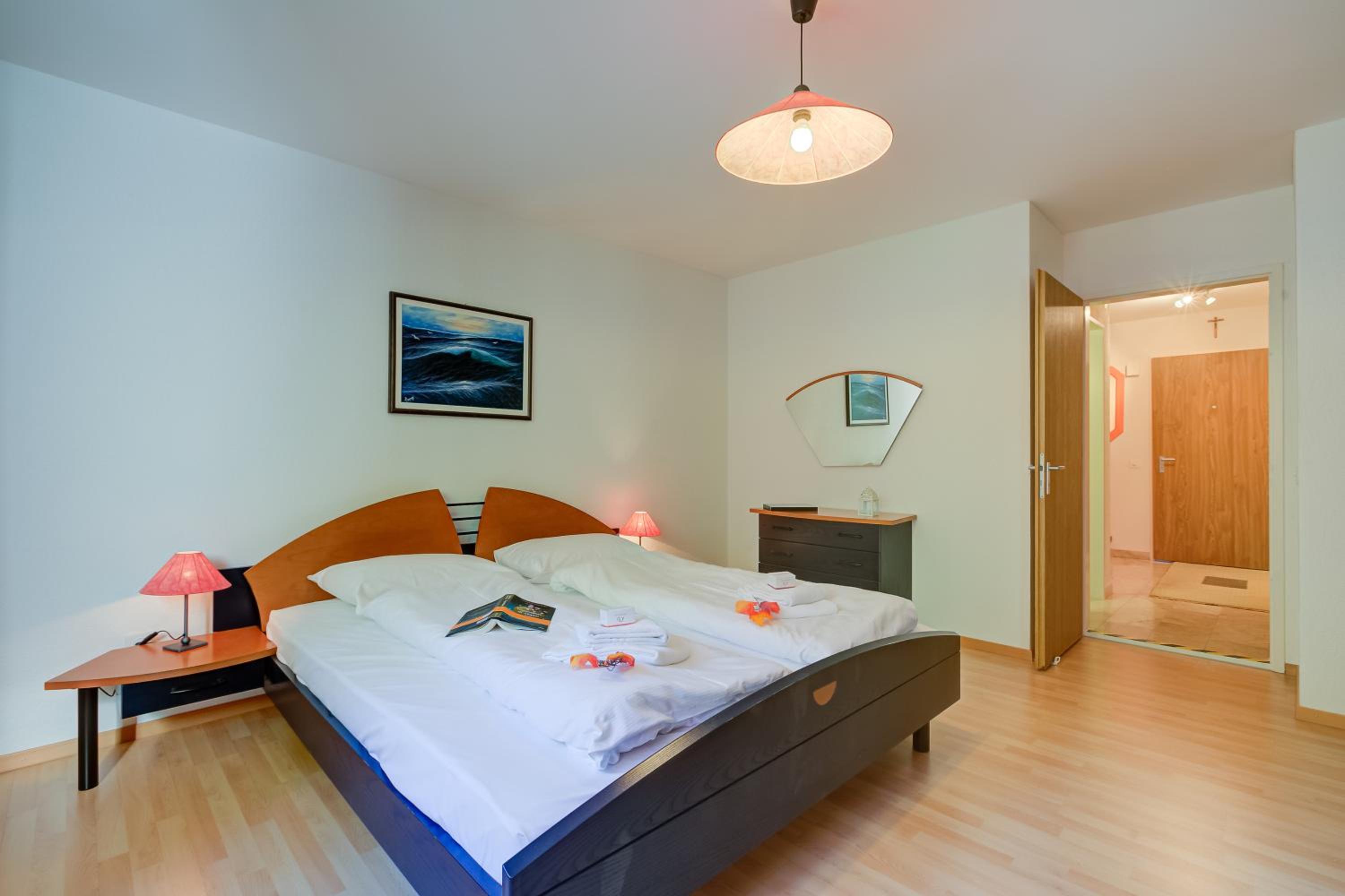Miralago Lakeview Morcote With Pool - Happy Rentals