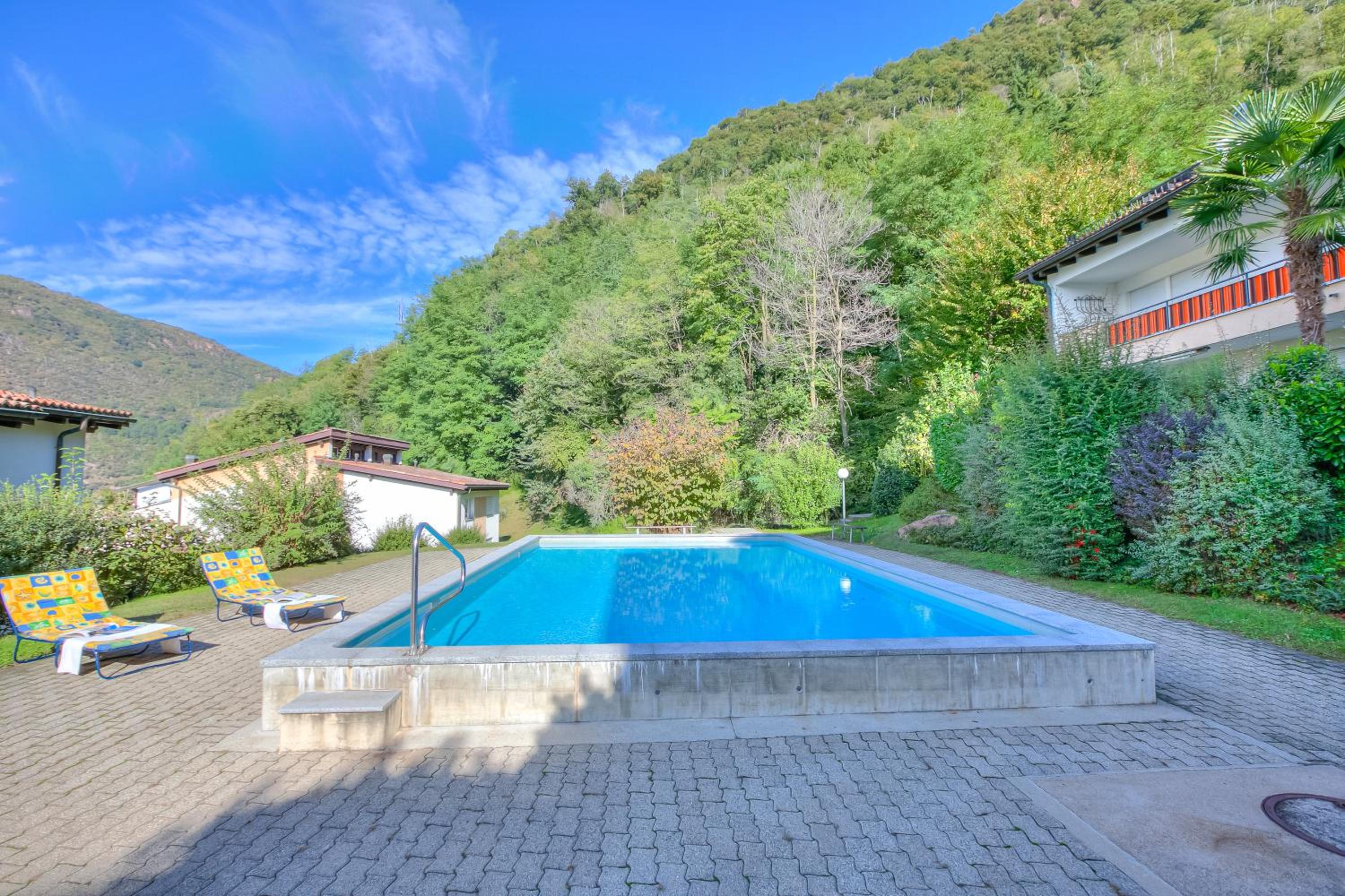 Miralago Lakeview Morcote With Pool - Happy Rentals