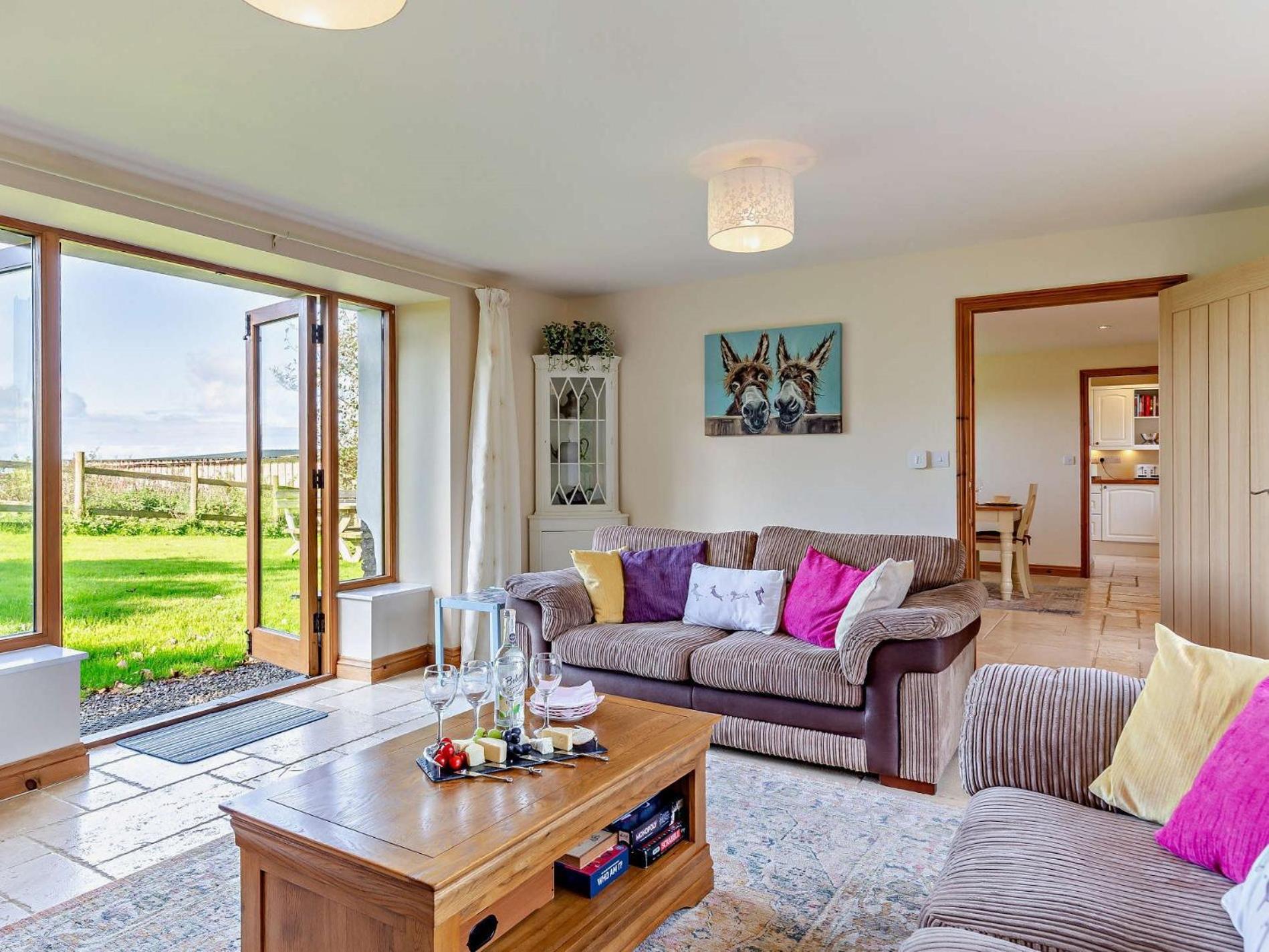 2 Bed in Bideford oc-hifob view 4