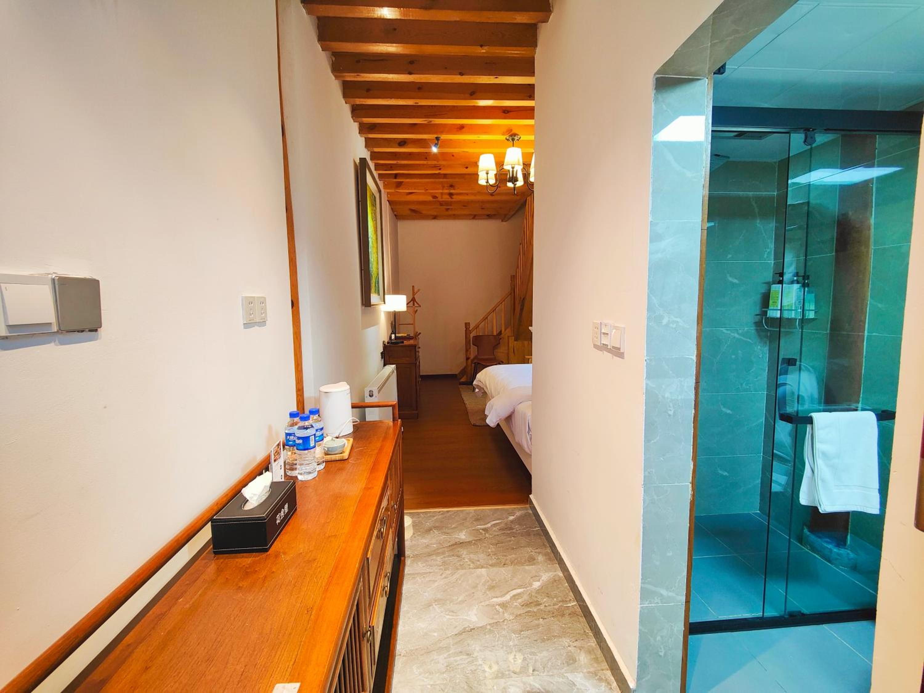 Jianchuan Shaxi Huasheli Inn