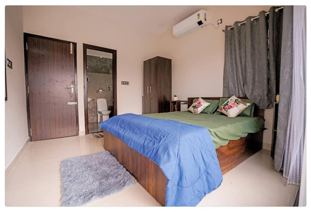 Viro Villa