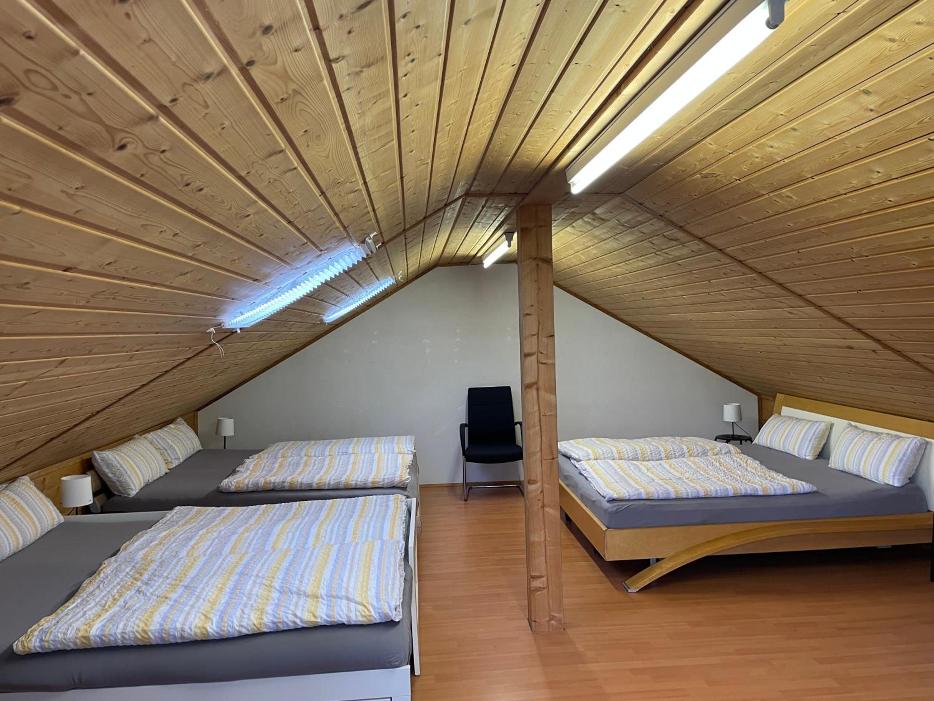 Pino24 Ferienwohnungen mit Pool und Sauna