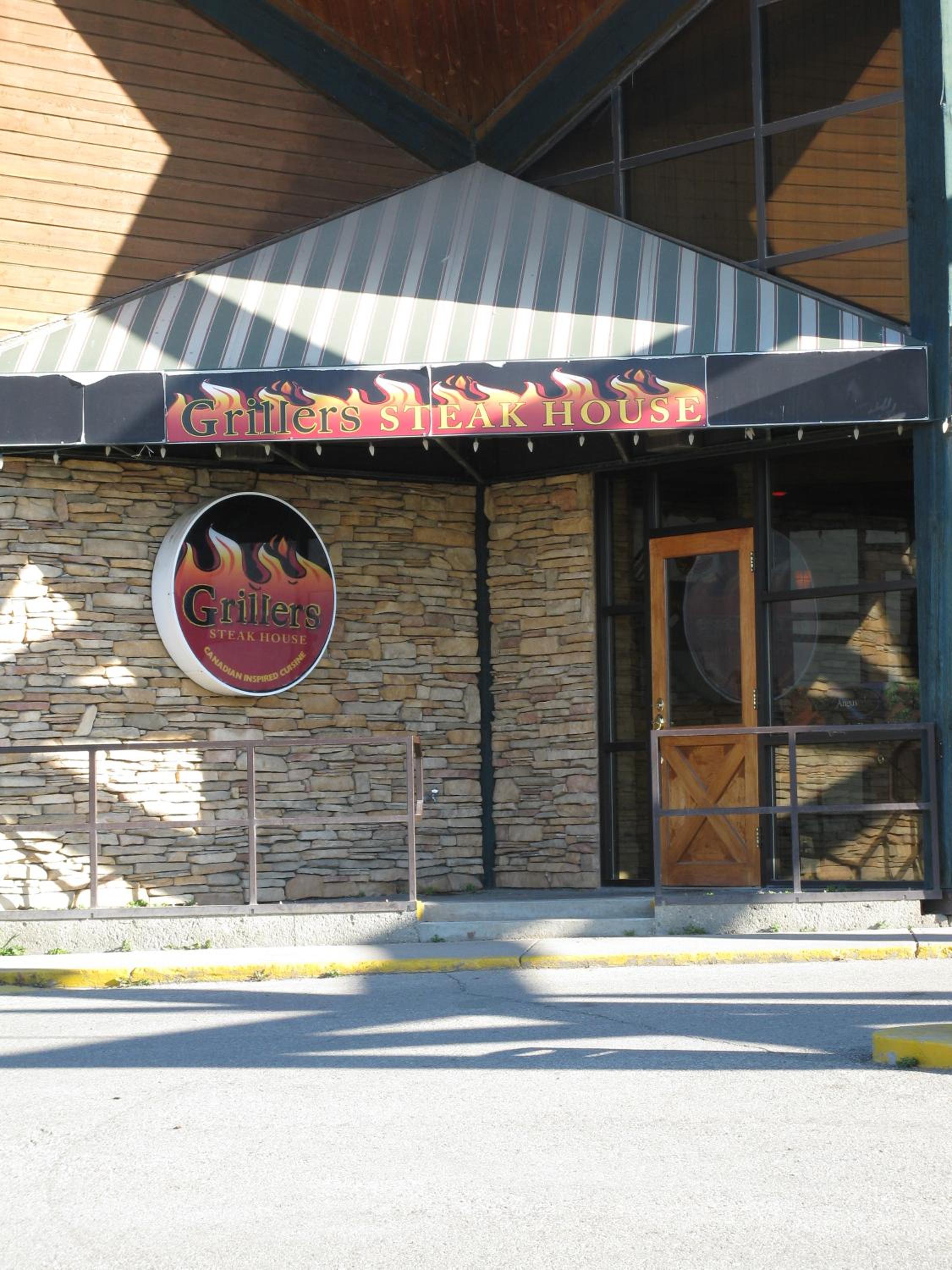 Walking Eagle Inn & Lodge