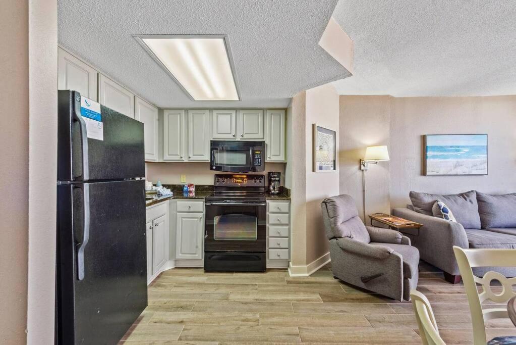 Alluring 1Br Oceanview Suite! Dogs Welcome! 704 view 3