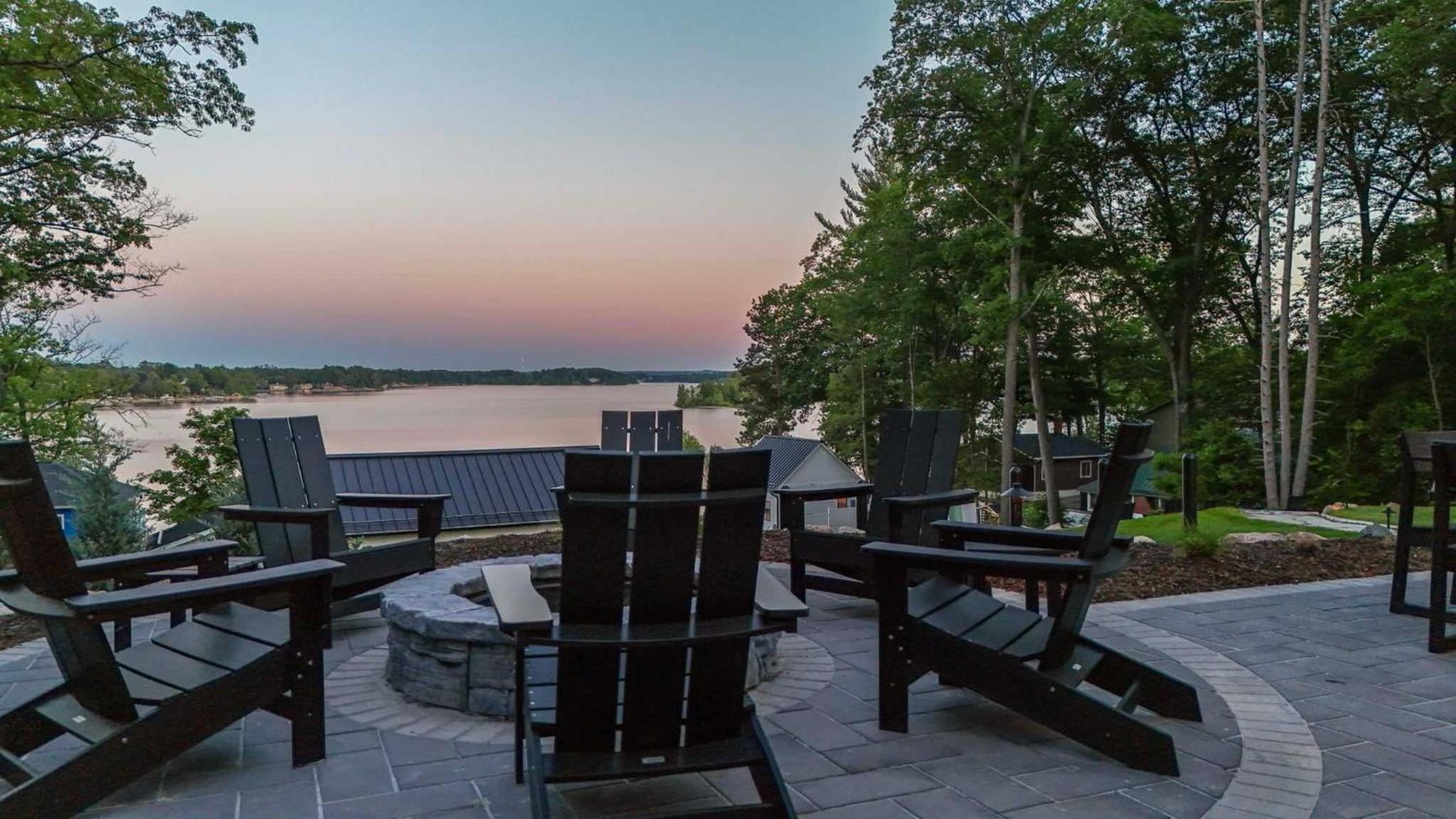 Cottage four lake retreat view 3