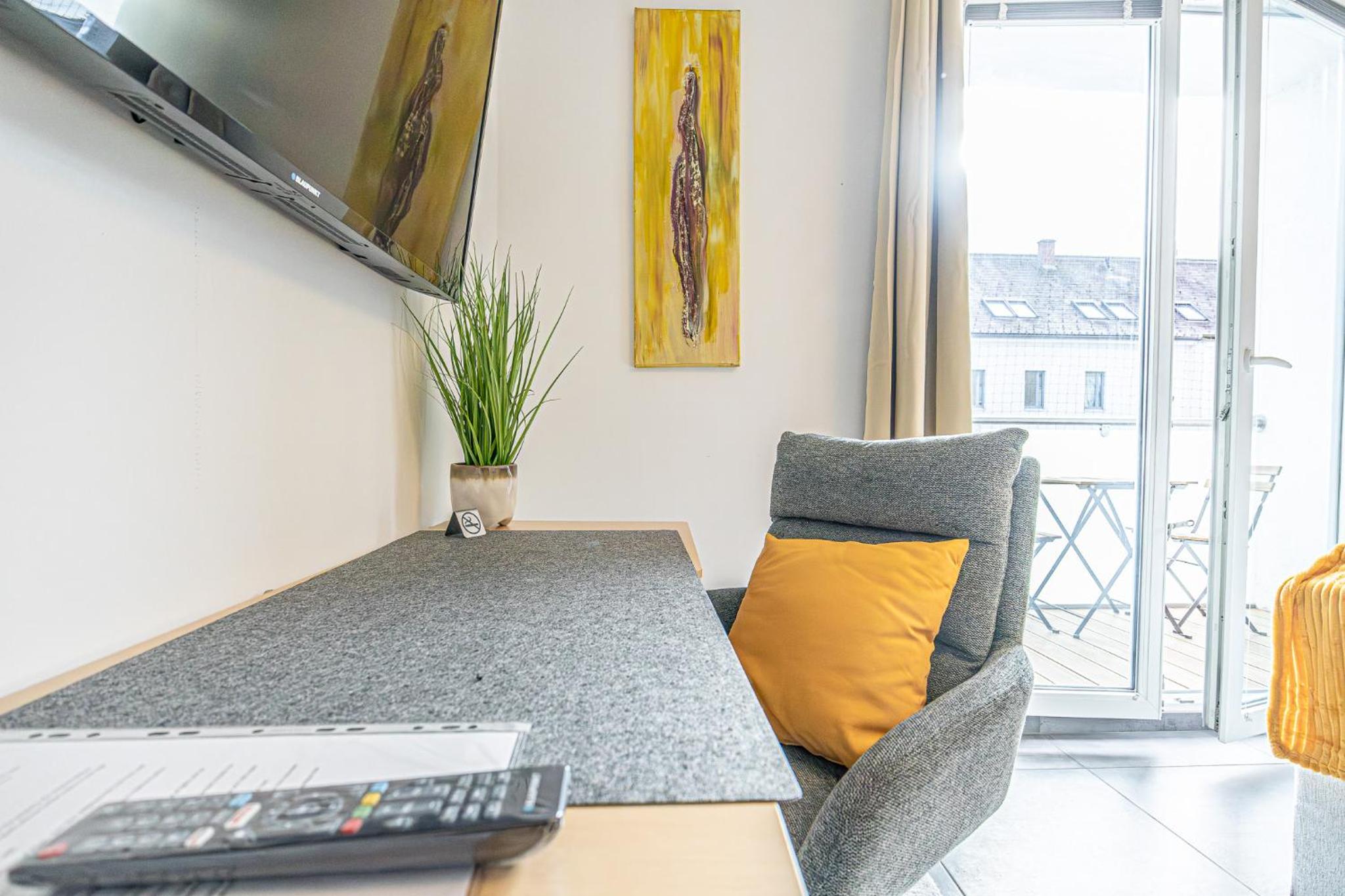 Elegant & Air condition 5BR - By The Danube River