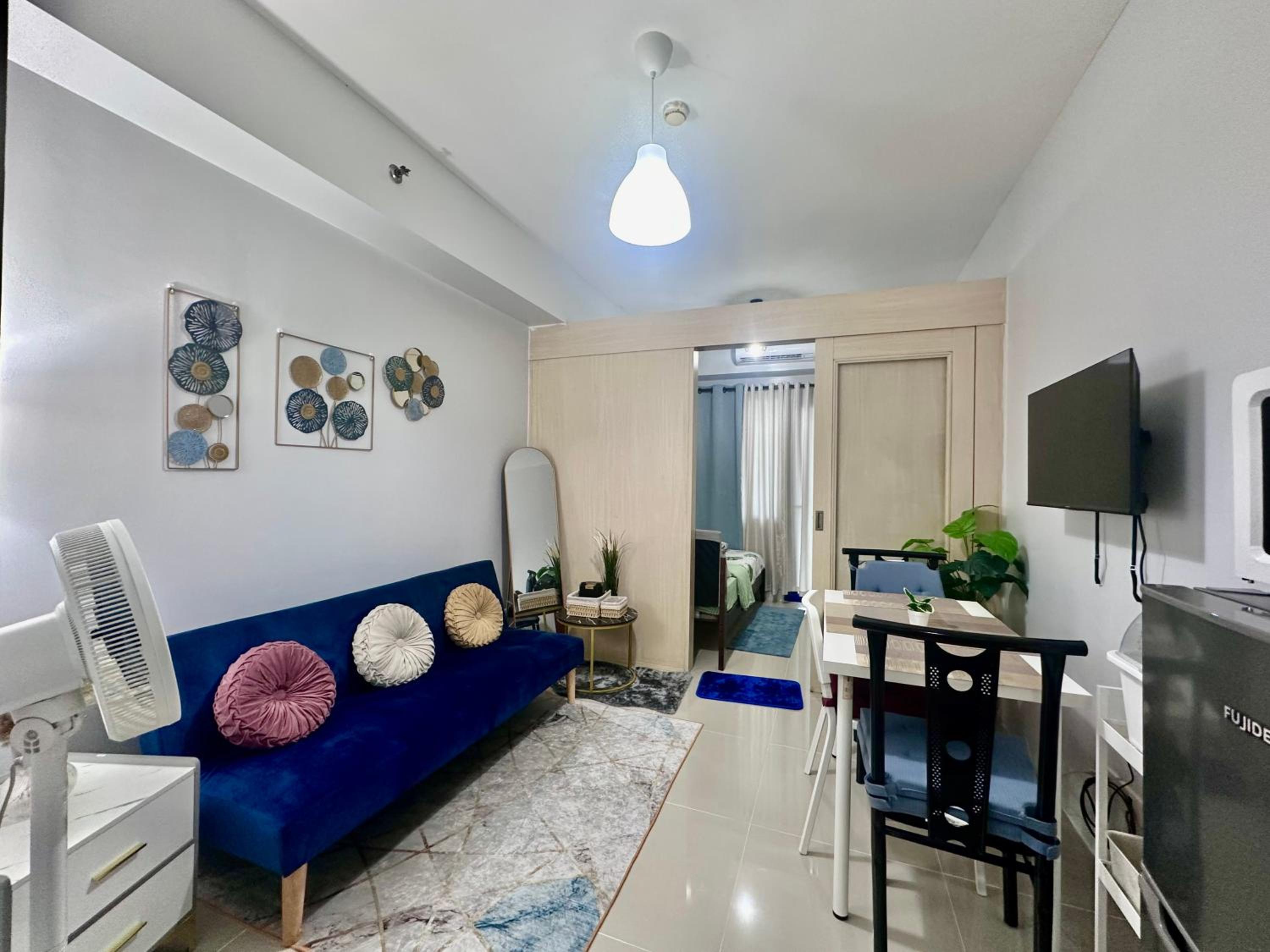 Sea Residences by Richnell's Staycation "MARIEN" view 3
