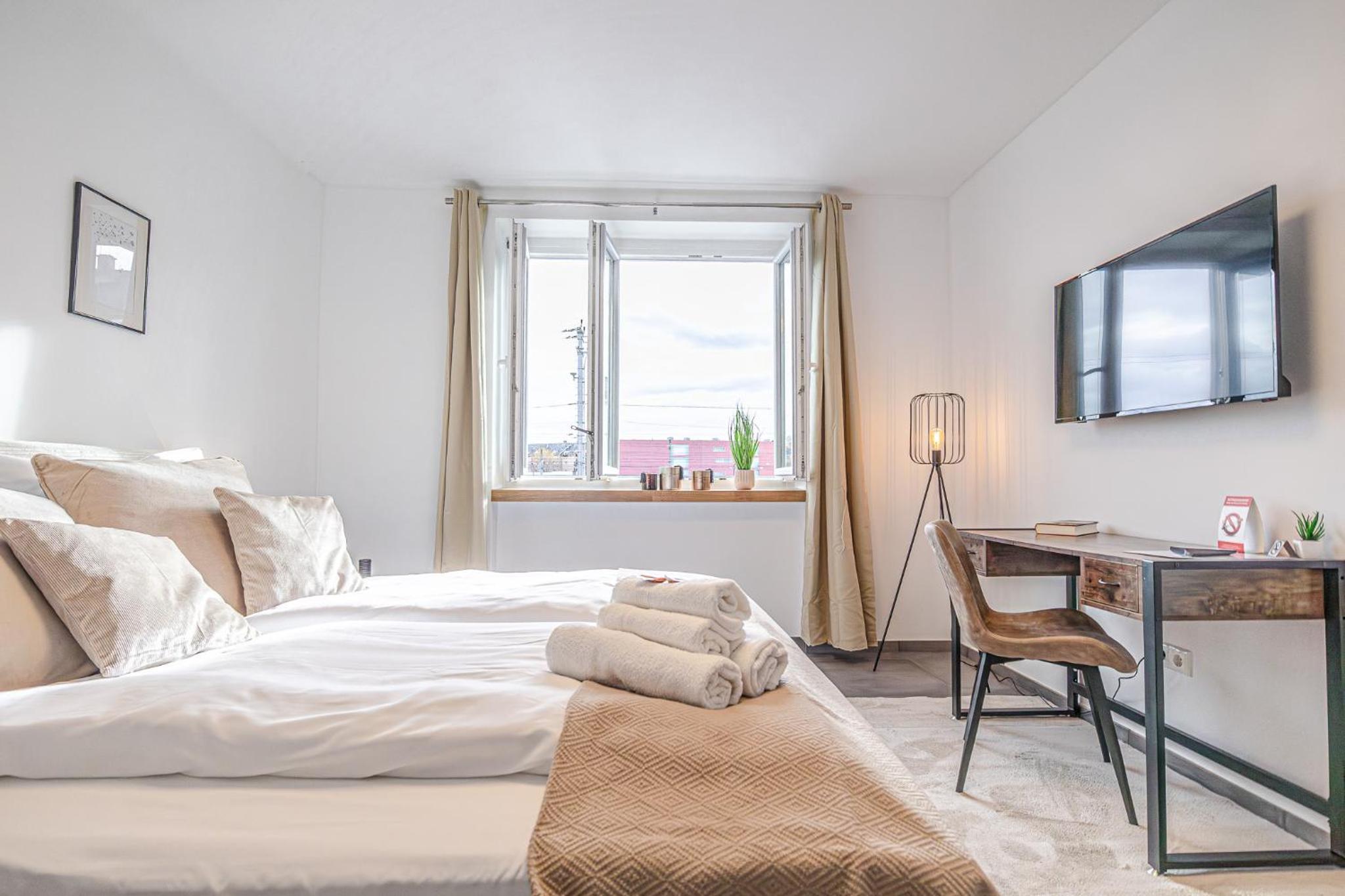 Elegant & Air condition 5BR - By The Danube River