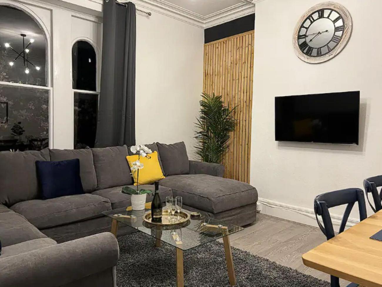 Cosy Osborne with Free Parking by Prescott Apartments