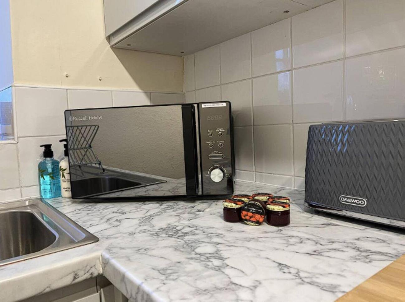 Cosy Osborne with Free Parking by Prescott Apartments