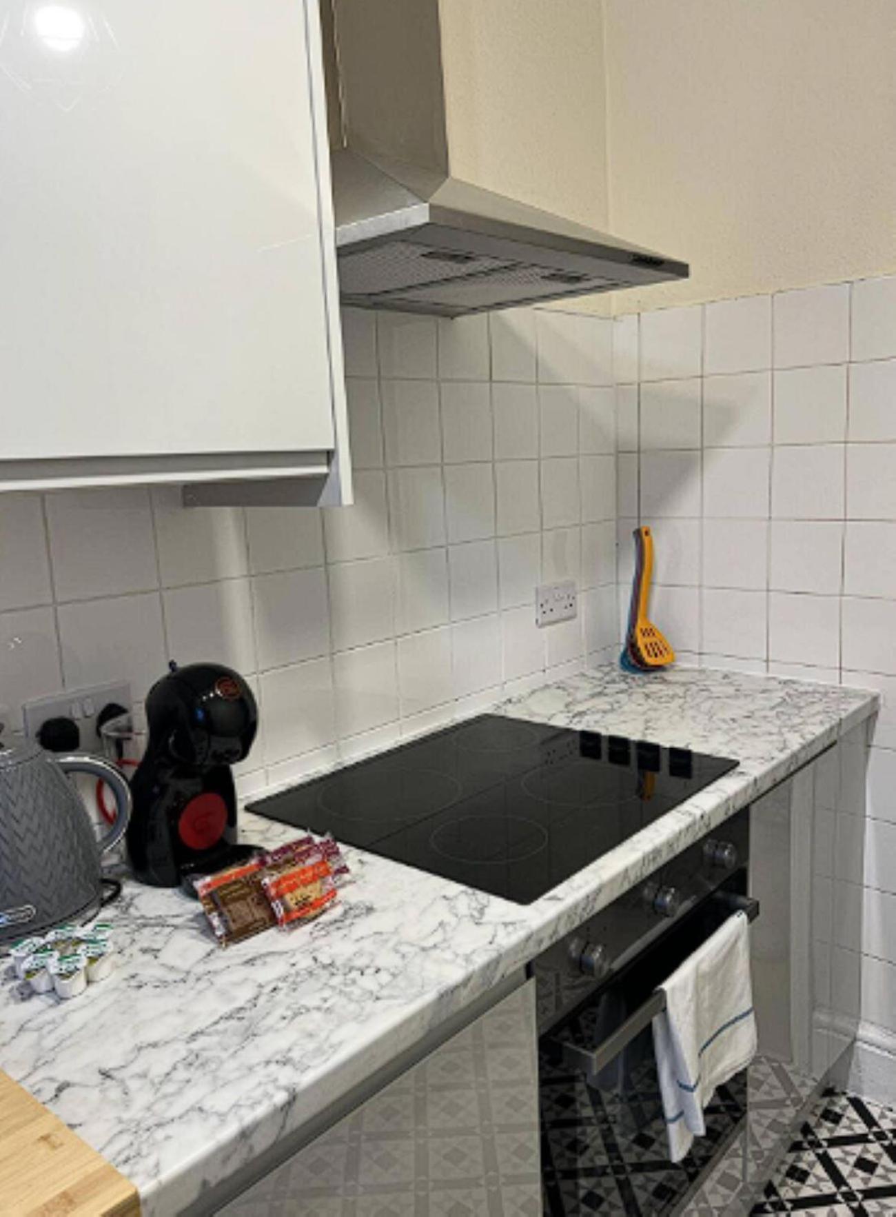 Cosy Osborne with Free Parking by Prescott Apartments