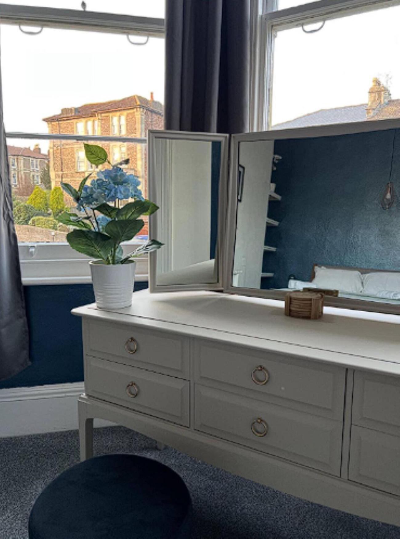 Cosy Osborne with Free Parking by Prescott Apartments