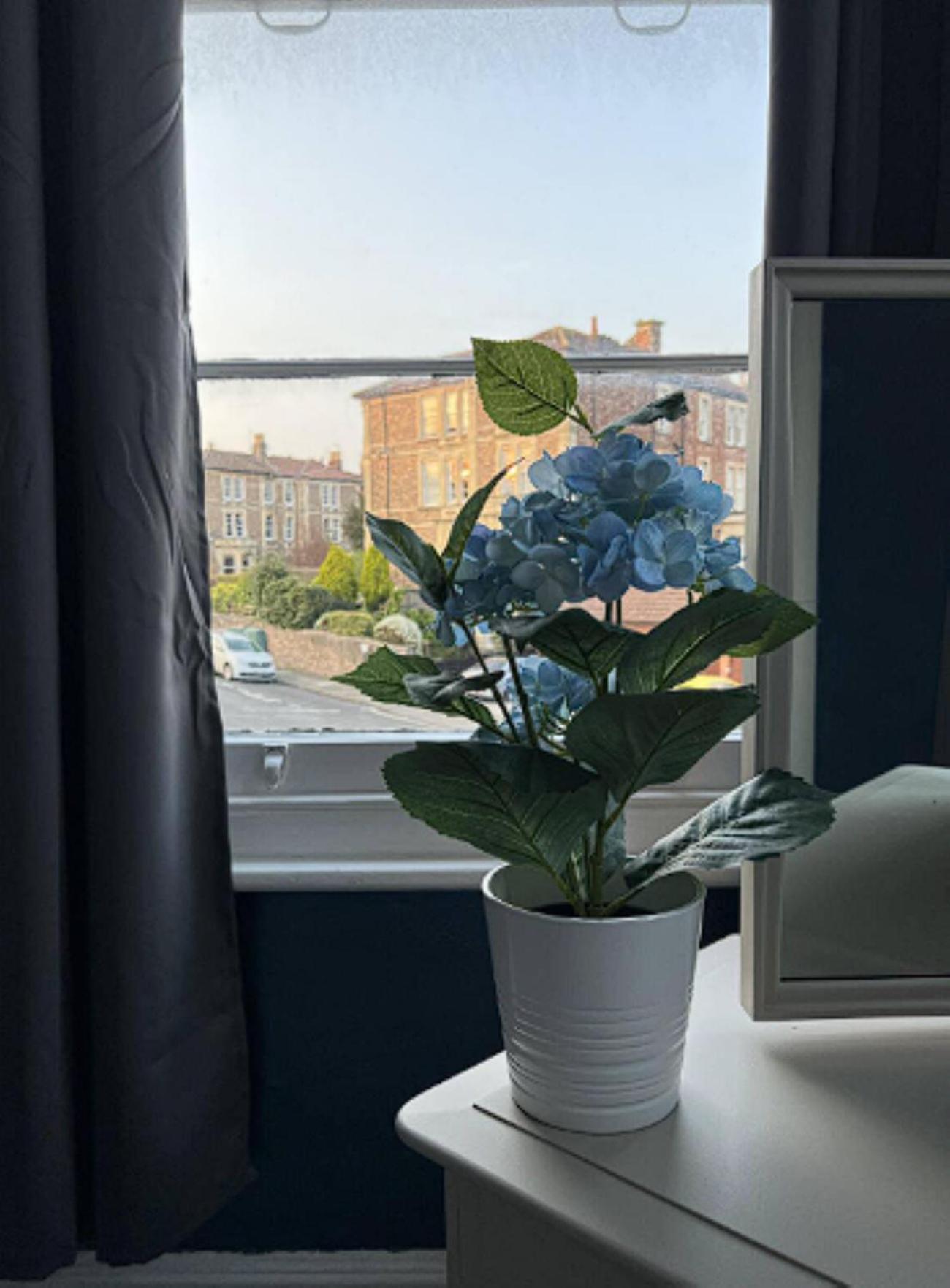 Cosy Osborne with Free Parking by Prescott Apartments