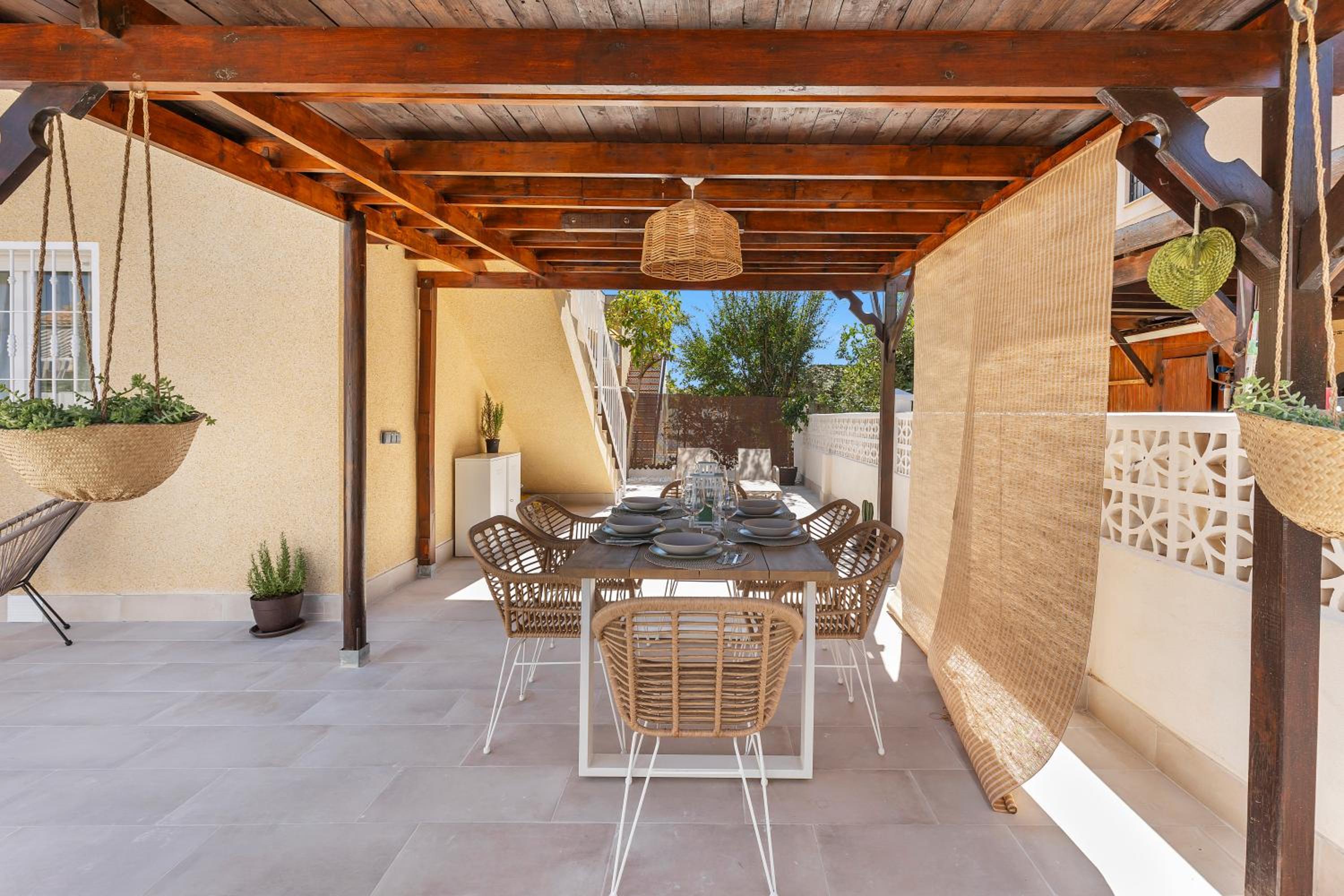 Bungalow Dolce Vita con piscina comunitaria en Torrevieja