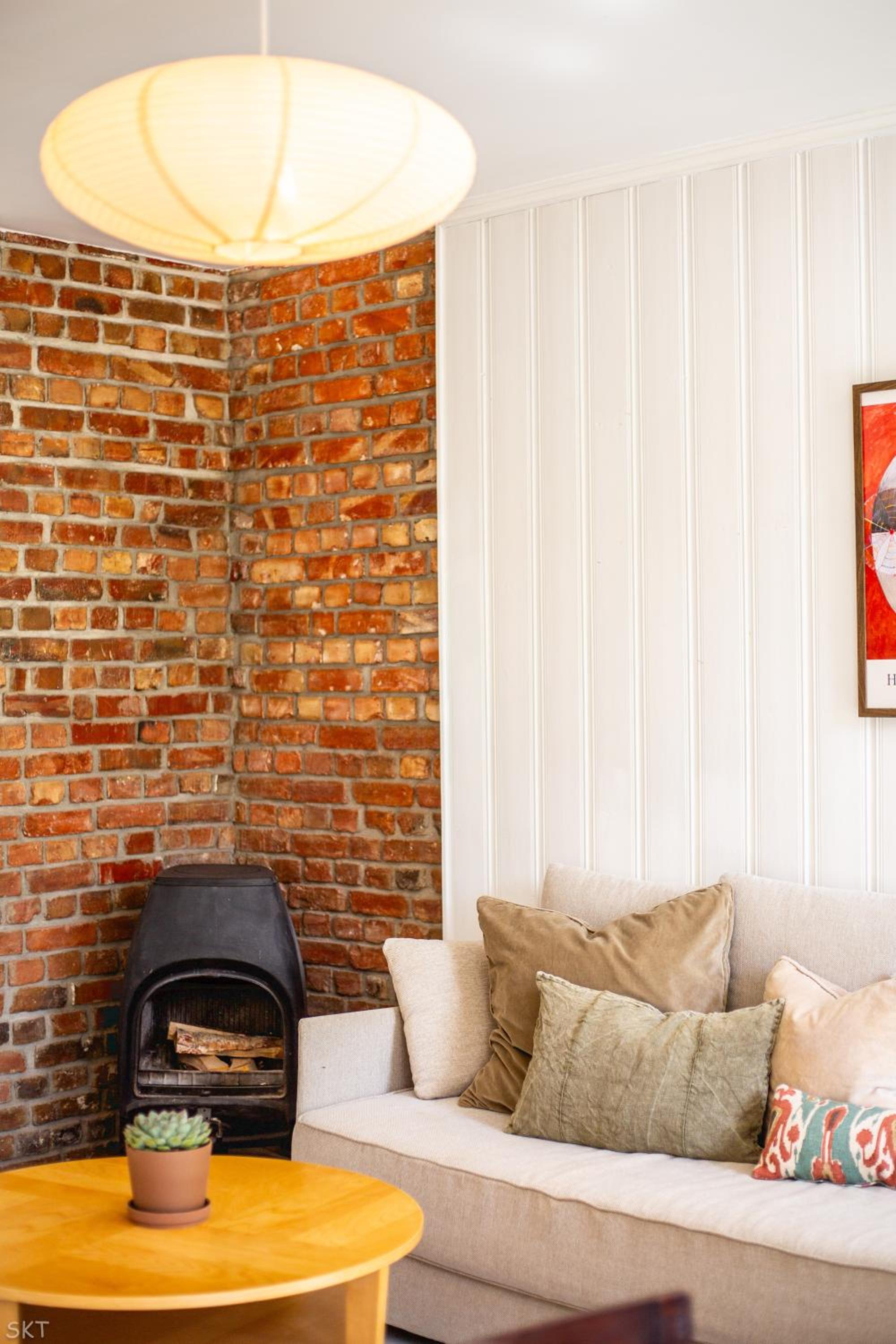 Charming 1800s Apt w fireplace and free parking view 2