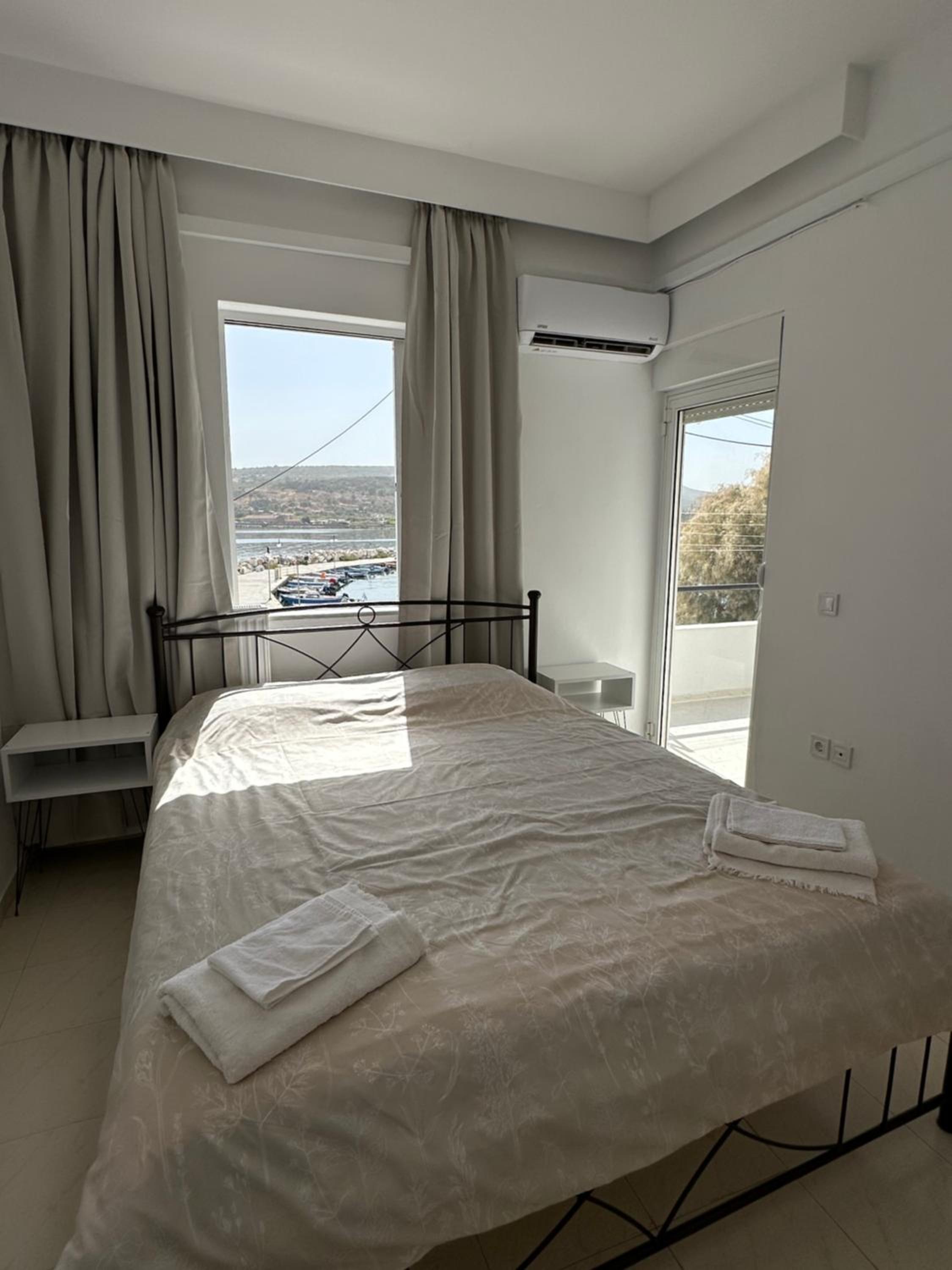 Lydias apartment