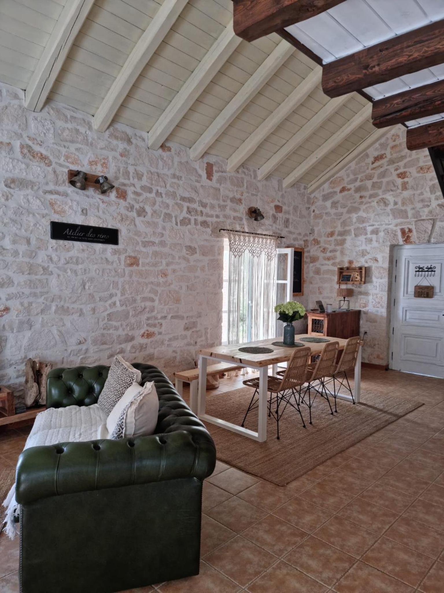 Villa Leïa, luxury villa for 6 people with pool view 5