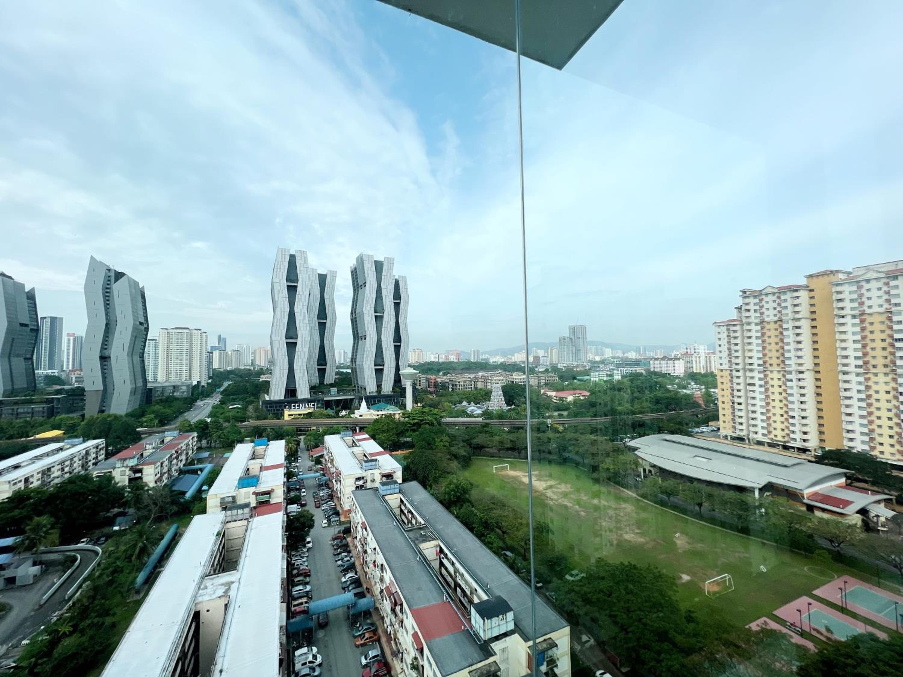 Rafflesia KL Big Family 3BR Condo Near LRT