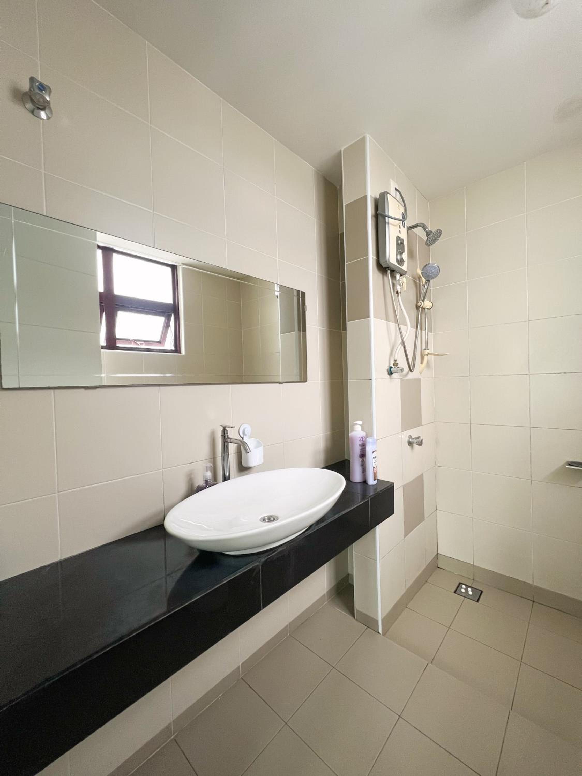Rafflesia KL Big Family 3BR Condo Near LRT