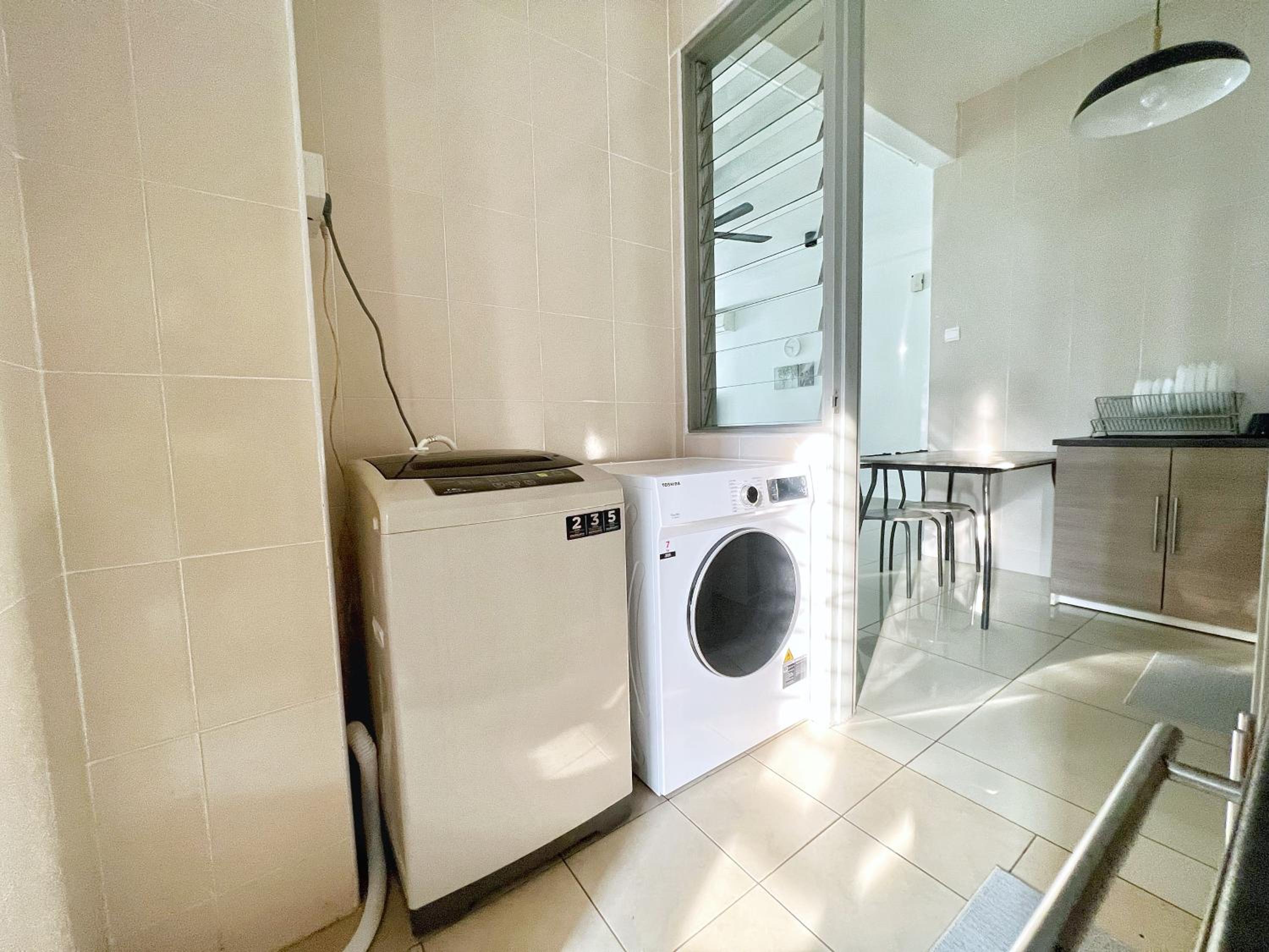 Rafflesia KL Big Family 3BR Condo Near LRT