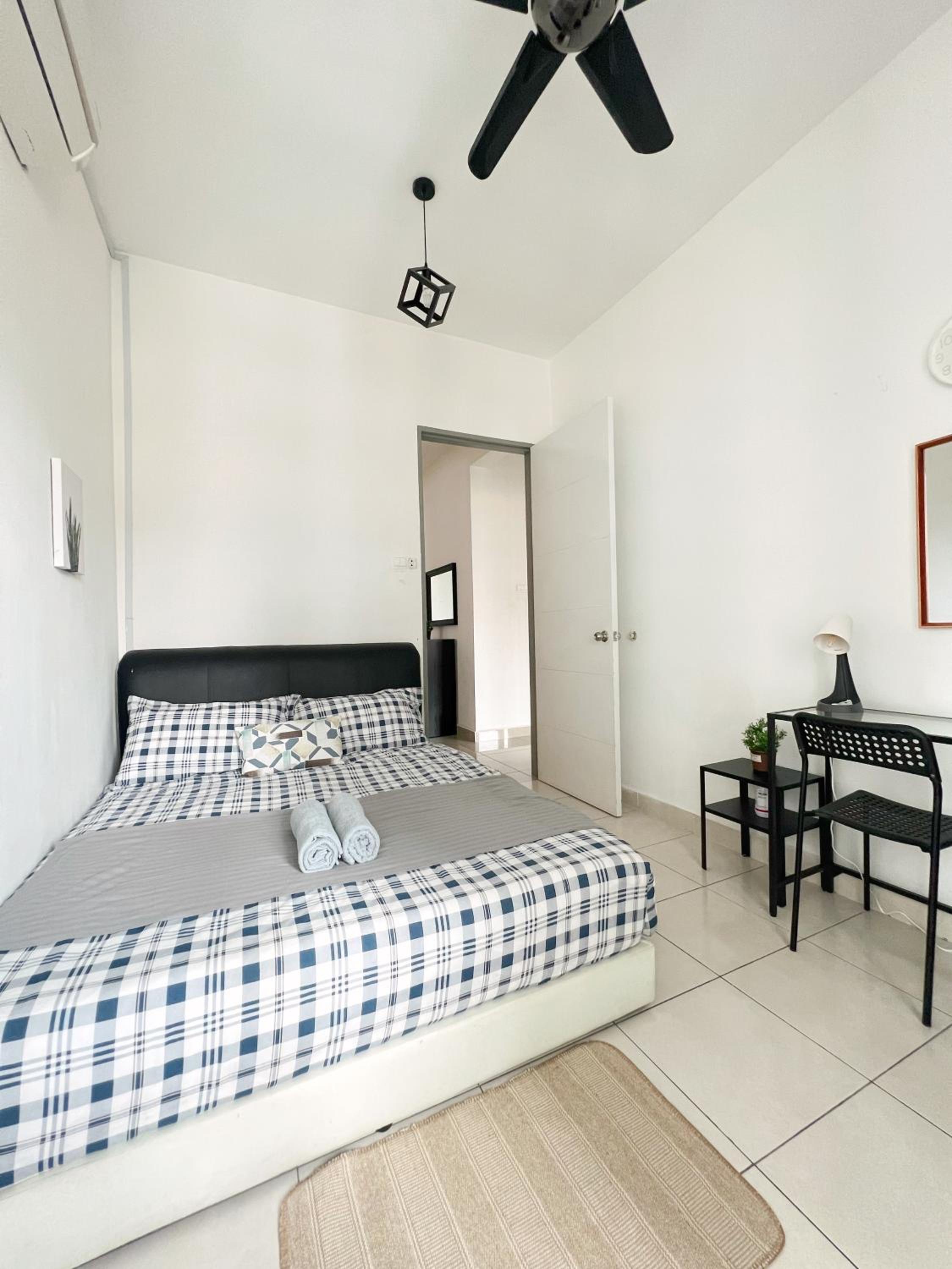 Rafflesia KL Big Family 3BR Condo Near LRT