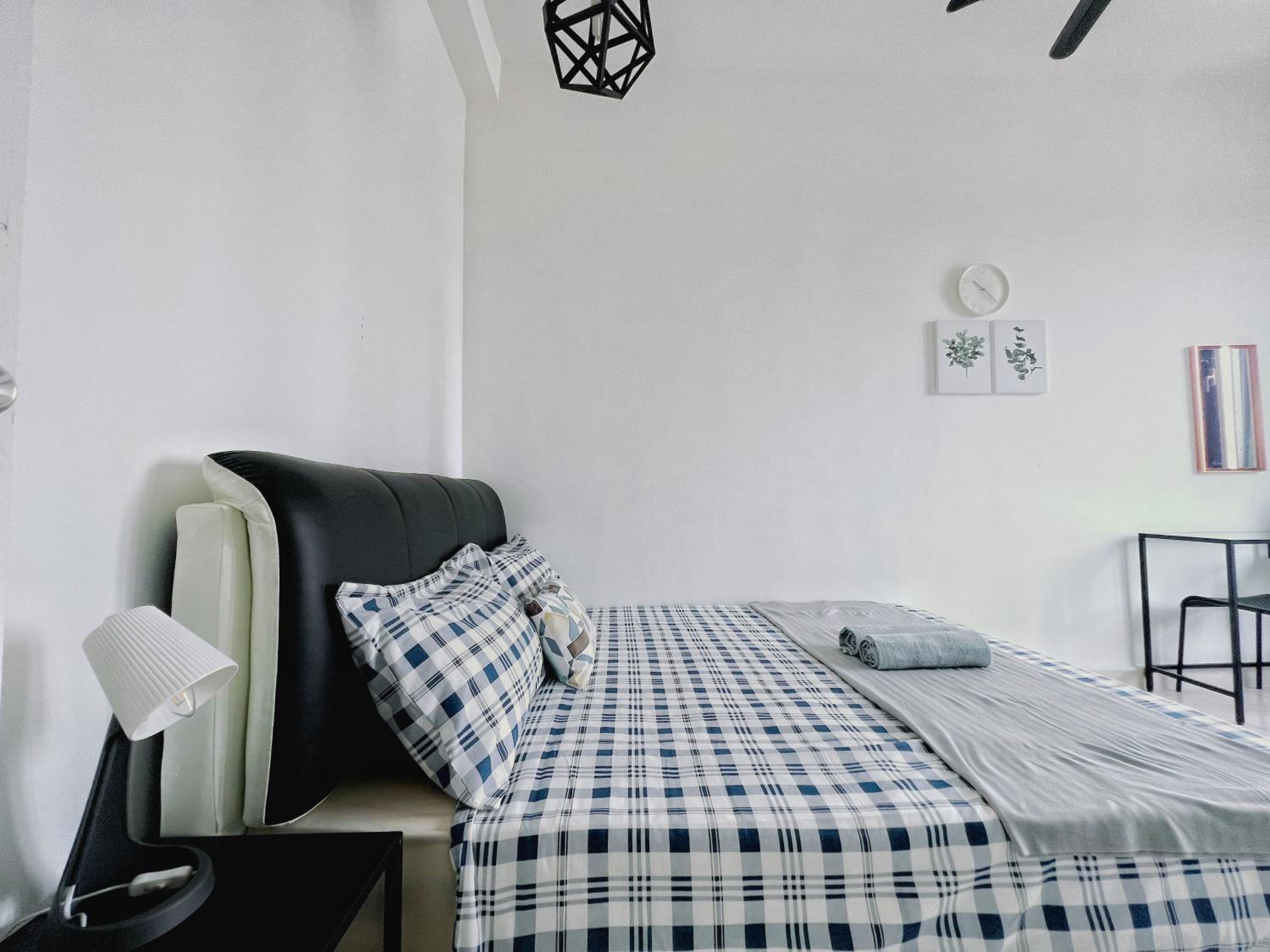 Rafflesia KL Big Family 3BR Condo Near LRT