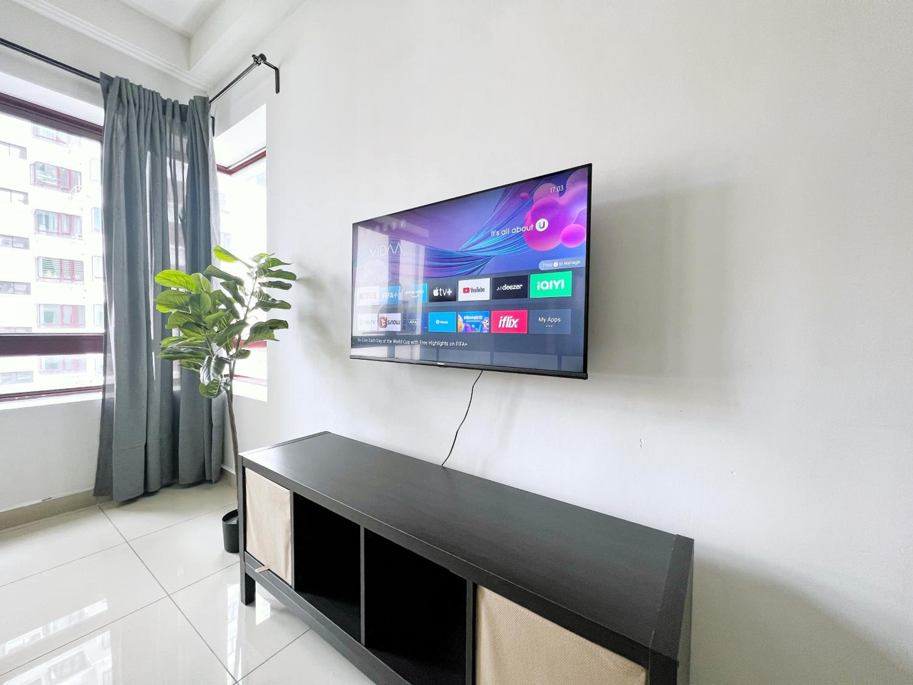 Rafflesia KL Big Family 3BR Condo Near LRT