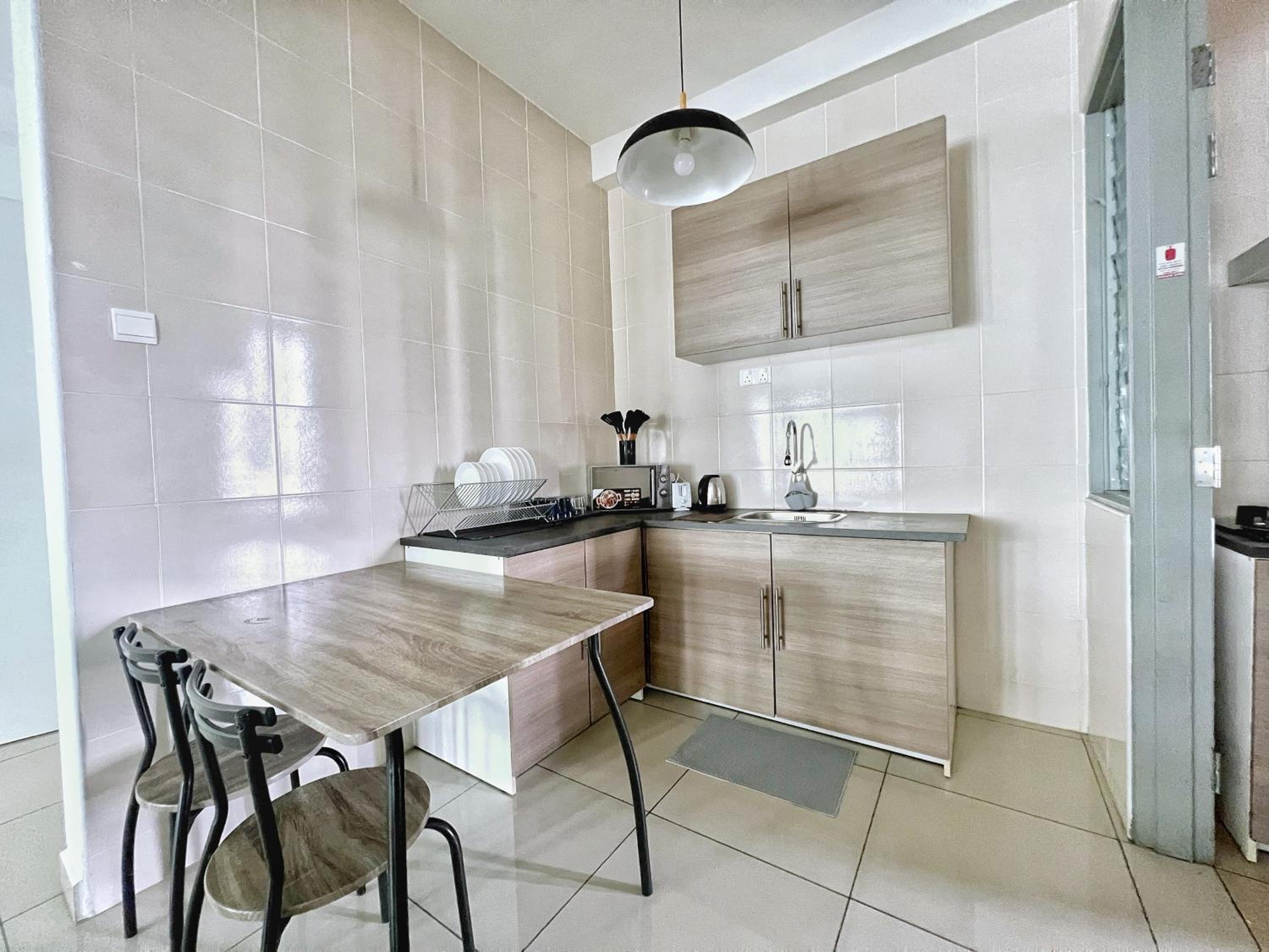 Rafflesia KL Big Family 3BR Condo Near LRT