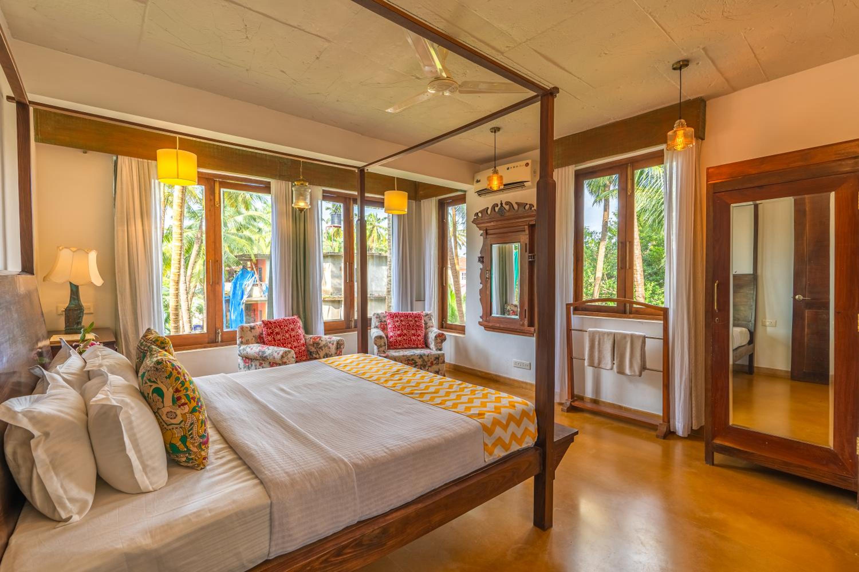 Sovi Studios Luxury Apartments with Pool, 5 Mins Drive to Beach, North Goa view 4