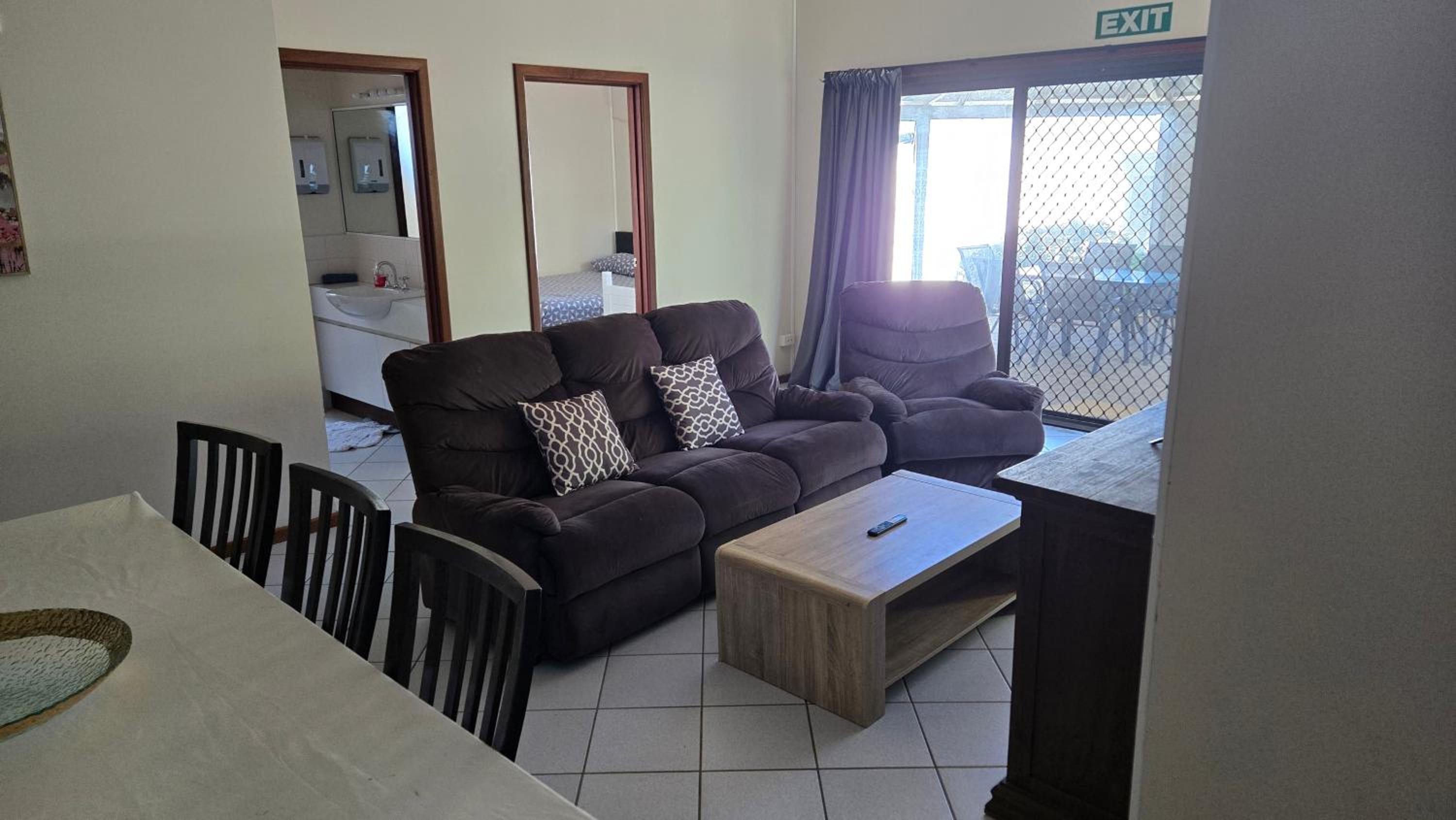Central to town - Vintage and cosy entire home