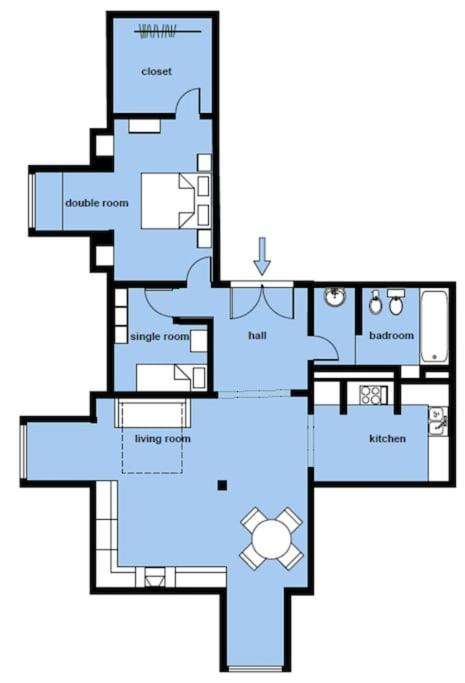 Best location Spacious charming 2 rooms Great Views