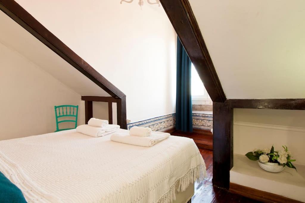 Best location Spacious charming 2 rooms Great Views
