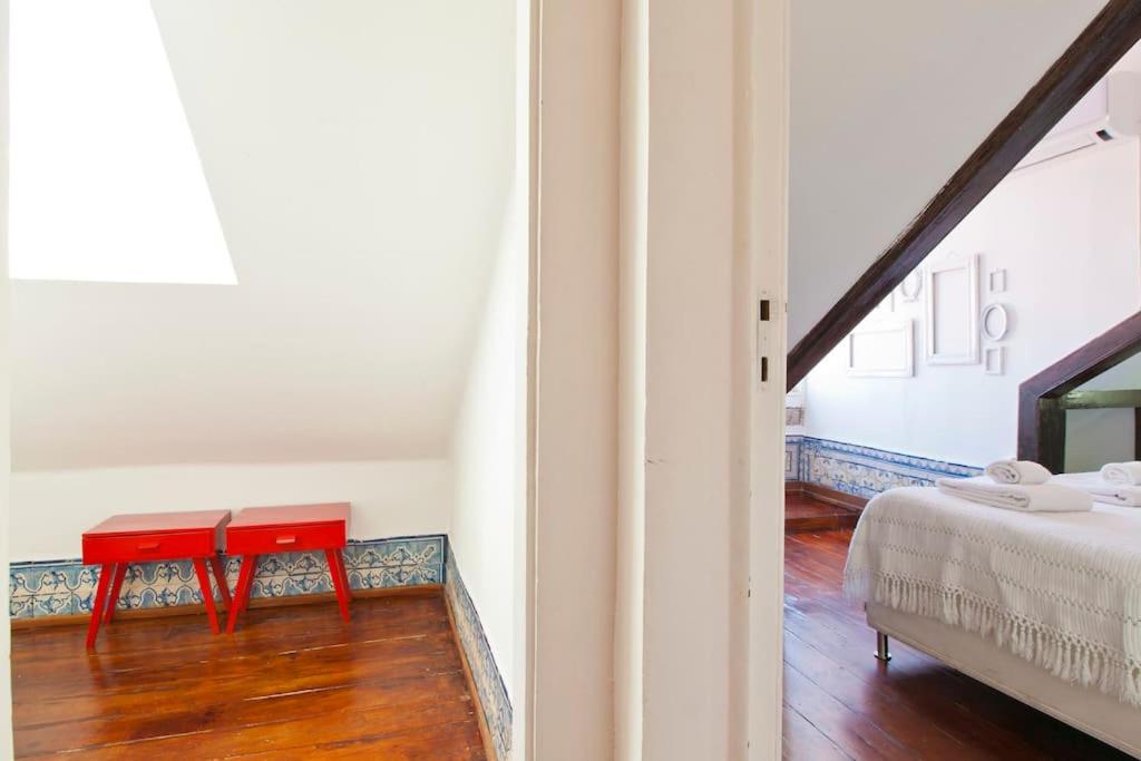 Best location Spacious charming 2 rooms Great Views