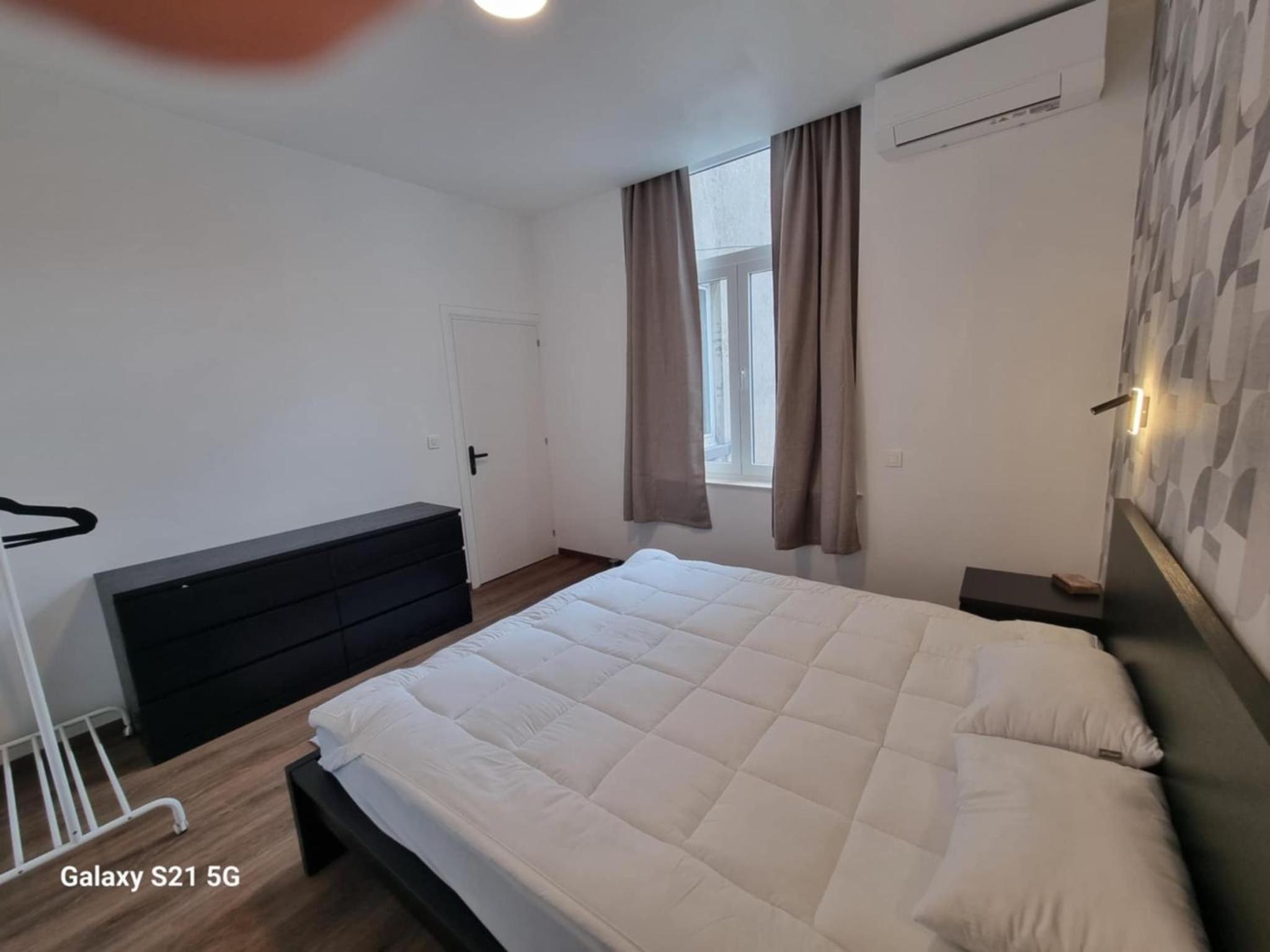 Welcome-Renovated & Air-Conditioned