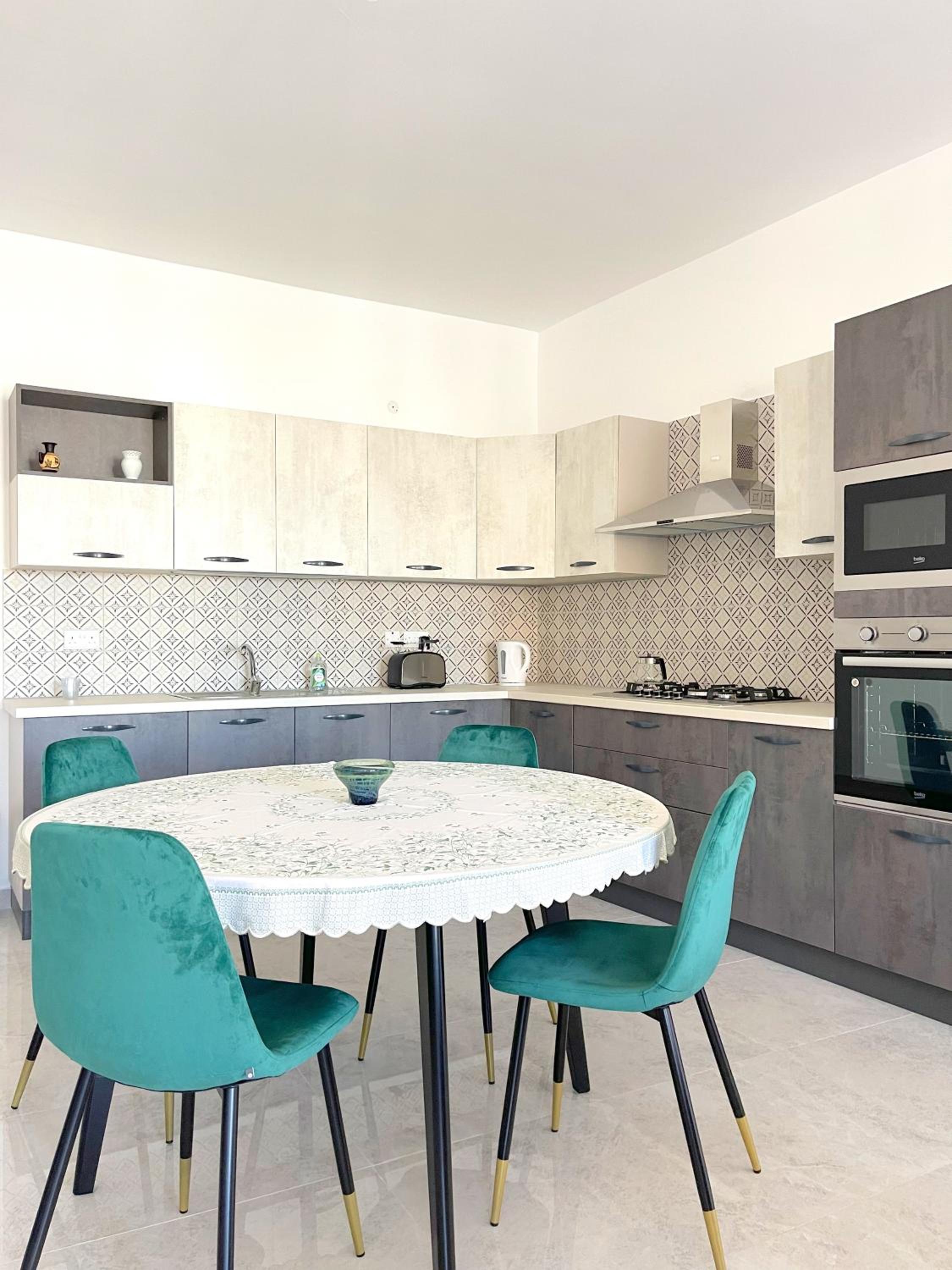 Apartment, Few Steps from Ghadira Bay view 3