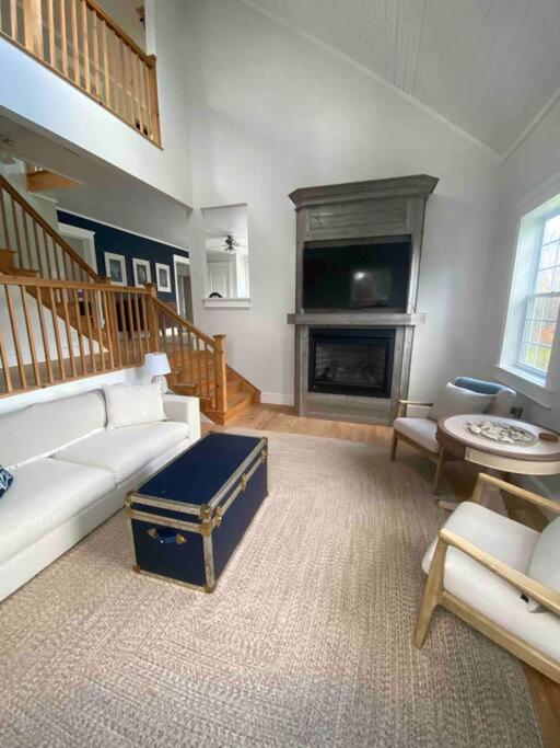 Hidden Dunes Coastal Cottage