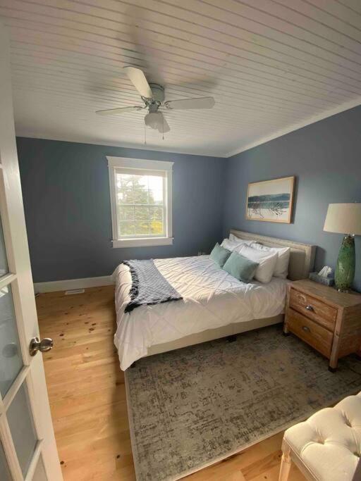 Hidden Dunes Coastal Cottage