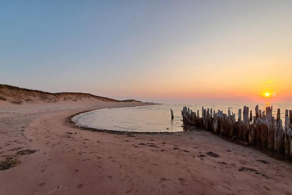 Hidden Dunes Coastal Cottage