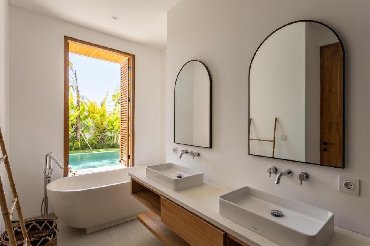 Villa Alora view 3